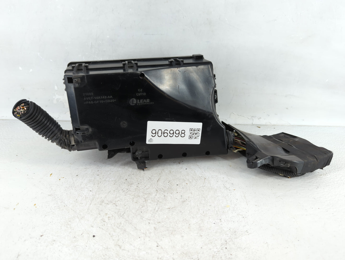 2012-2014 Ford Focus Fusebox Fuse Box Panel Relay Module P/N:AV6T-14A067-AB Fits Fits 2012 2013 2014 OEM Used Auto Parts - O