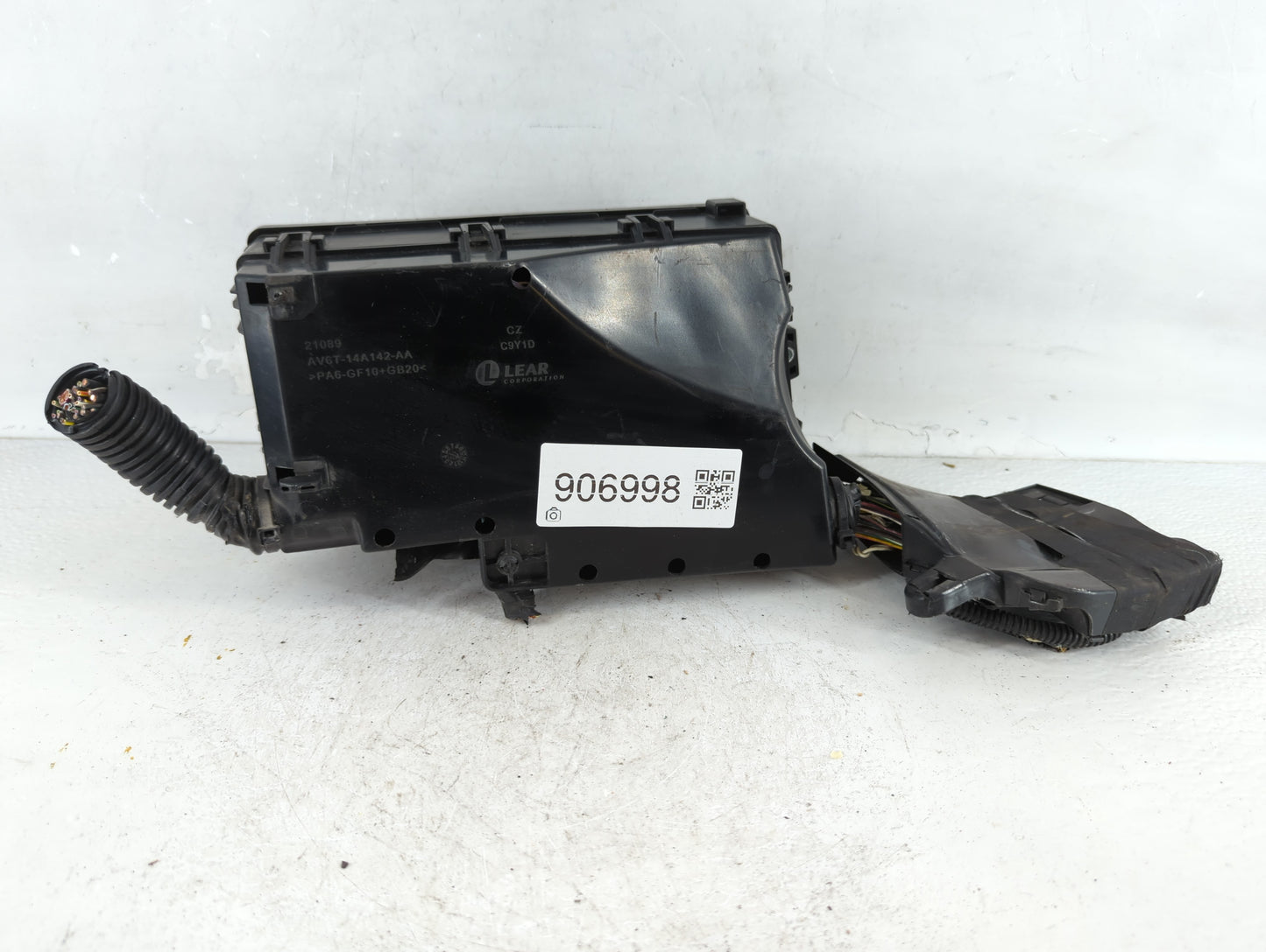 2012-2014 Ford Focus Fusebox Fuse Box Panel Relay Module P/N:AV6T-14A067-AB Fits Fits 2012 2013 2014 OEM Used Auto Parts - O