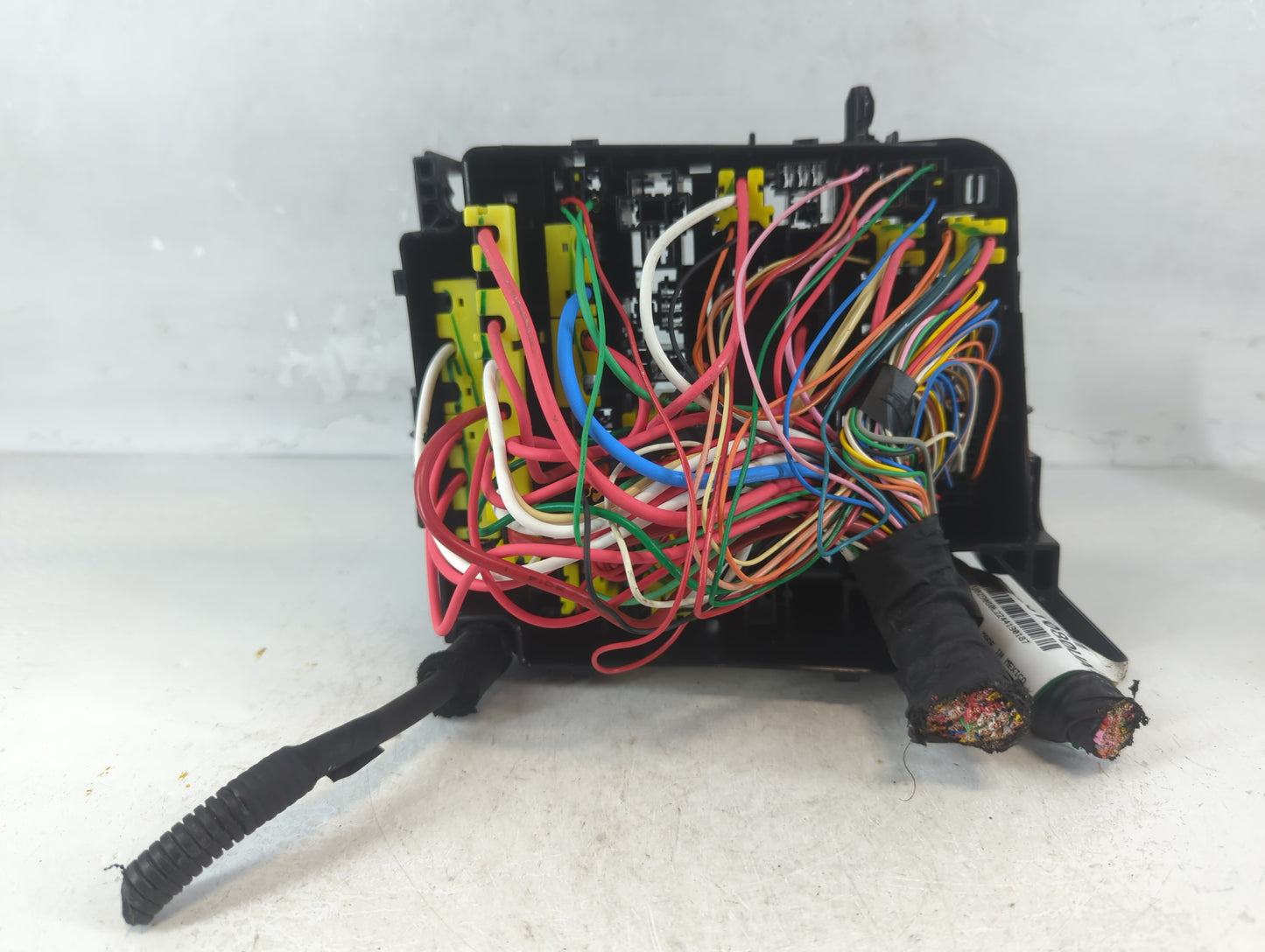 2012-2014 Ford Focus Fusebox Fuse Box Panel Relay Module P/N:91951-3X710 Fits Fits 2012 2013 2014 OEM Used Auto Parts - Oemu
