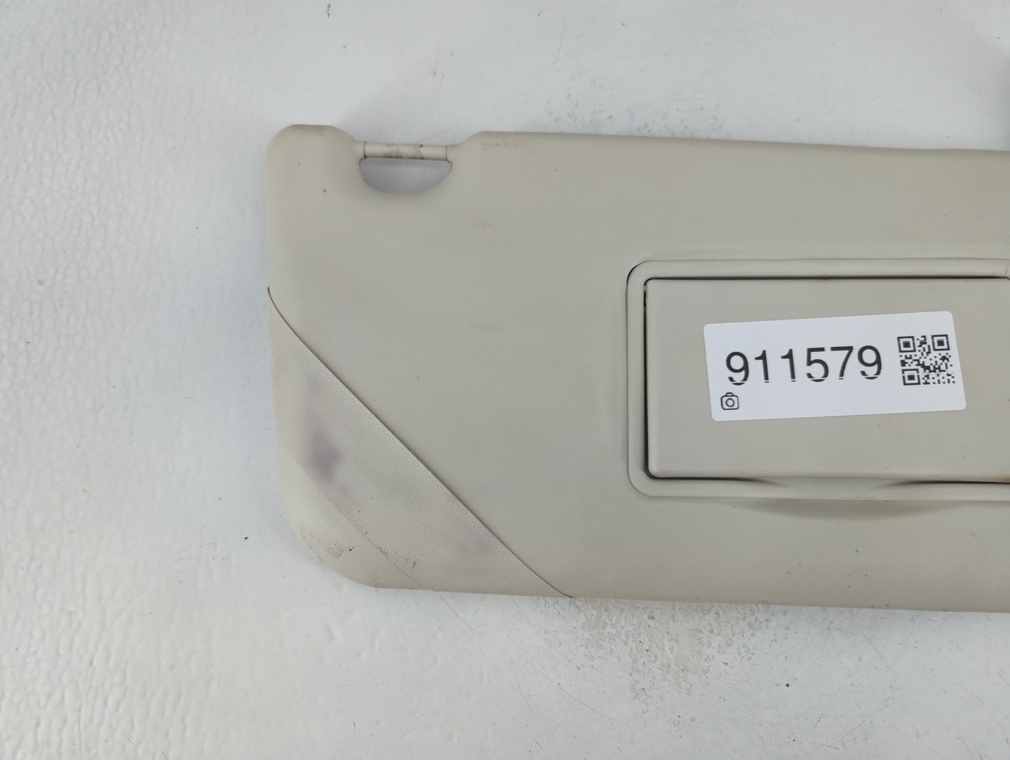 2012-2013 Ford Focus Sun Visor Shade Replacement Passenger Right Mirror Fits Fits 2012 2013 OEM Used Auto Parts - Oemusedaut