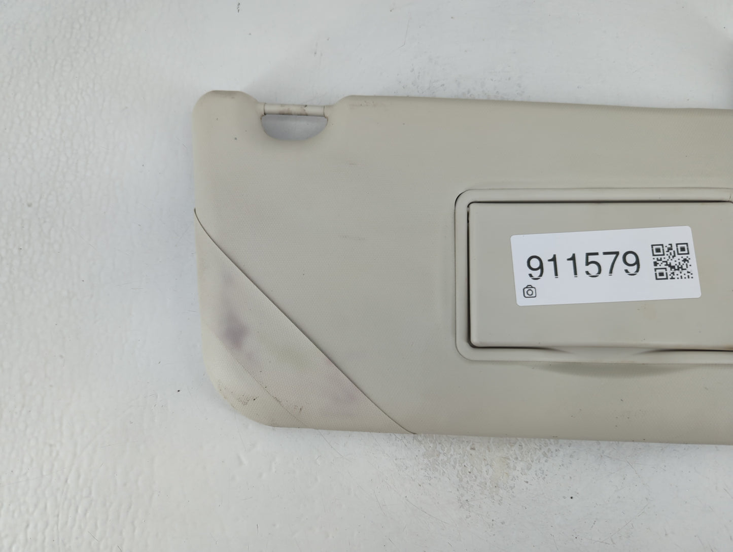 2012-2013 Ford Focus Sun Visor Shade Replacement Passenger Right Mirror Fits Fits 2012 2013 OEM Used Auto Parts - Oemusedaut