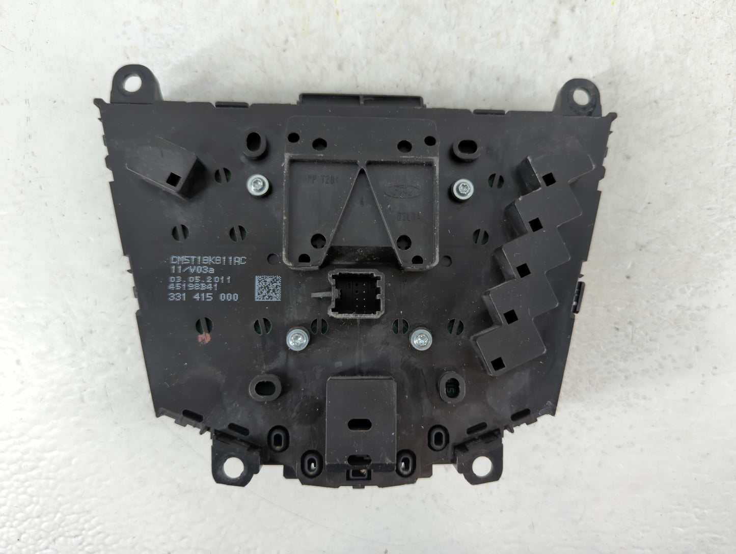 2012 Ford Focus Radio AM FM Cd Player Receiver Replacement P/N:CM5T18K811AC Fits OEM Used Auto Parts - Oemusedautoparts1.com