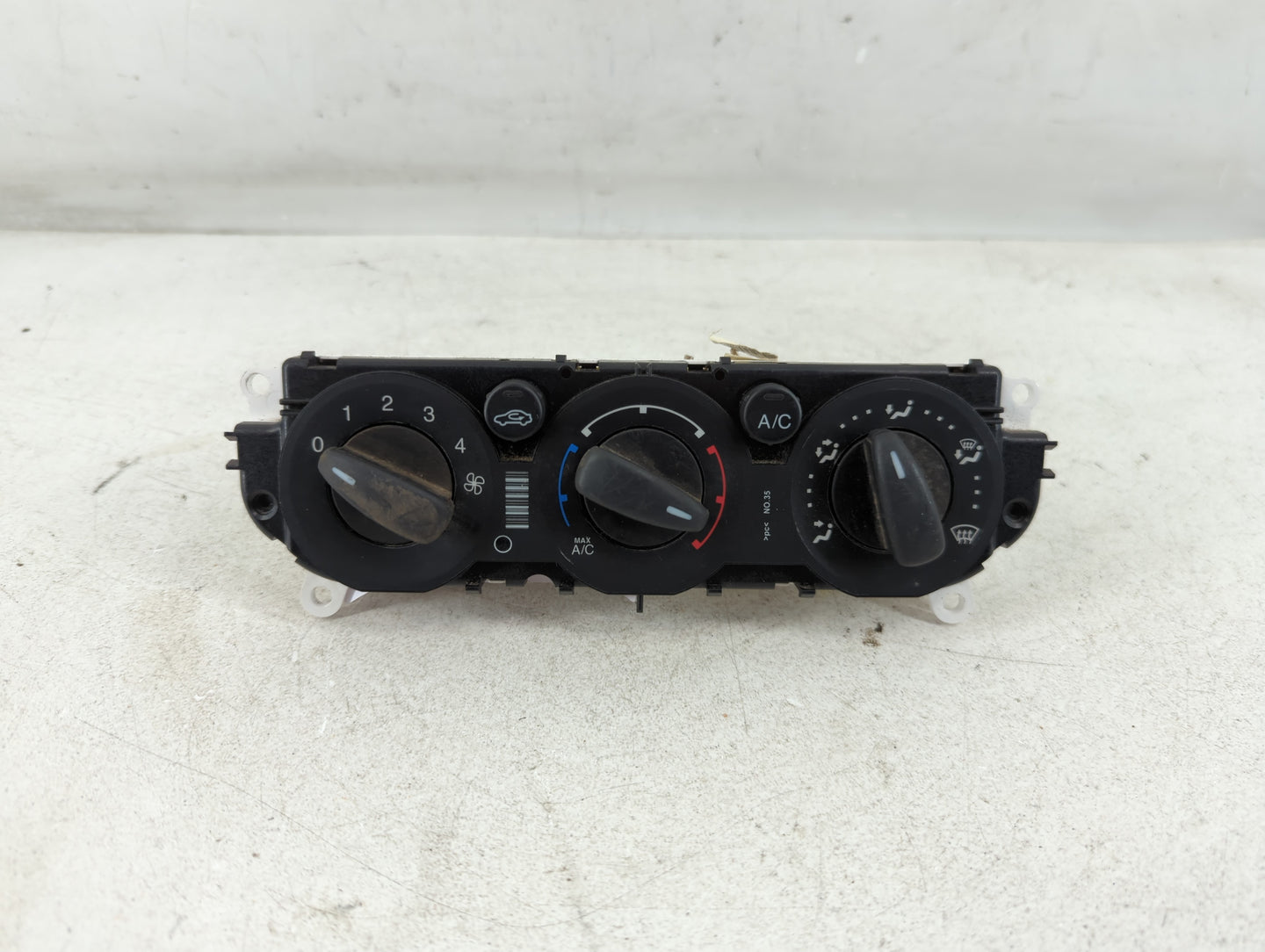 2012 Ford Focus Climate Control Module Temperature AC/Heater Replacement P/N:FD-CM5T-1103313-0871 Fits OEM Used Auto Parts -