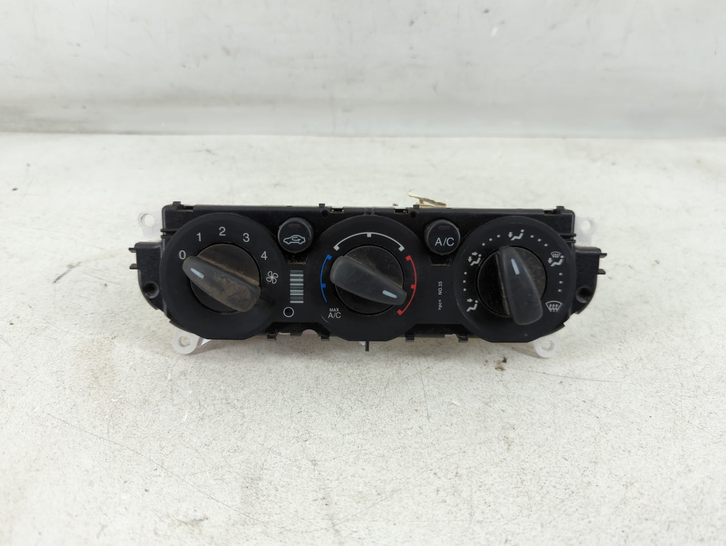 2012 Ford Focus Climate Control Module Temperature AC/Heater Replacement P/N:FD-CM5T-1103313-0871 Fits OEM Used Auto Parts -