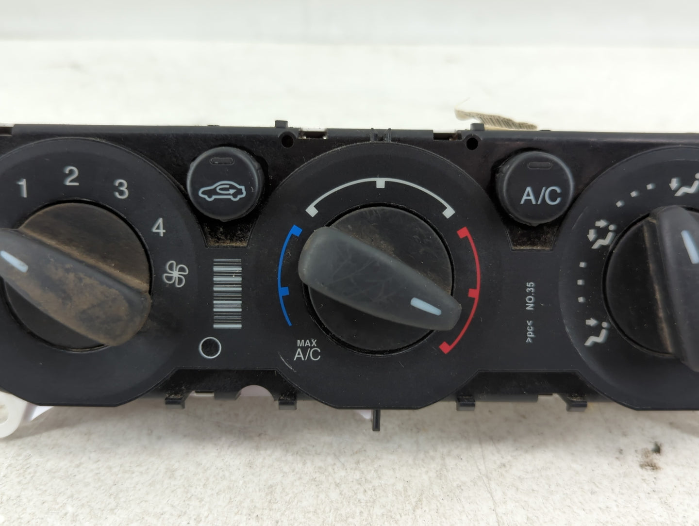2012 Ford Focus Climate Control Module Temperature AC/Heater Replacement P/N:FD-CM5T-1103313-0871 Fits OEM Used Auto Parts -