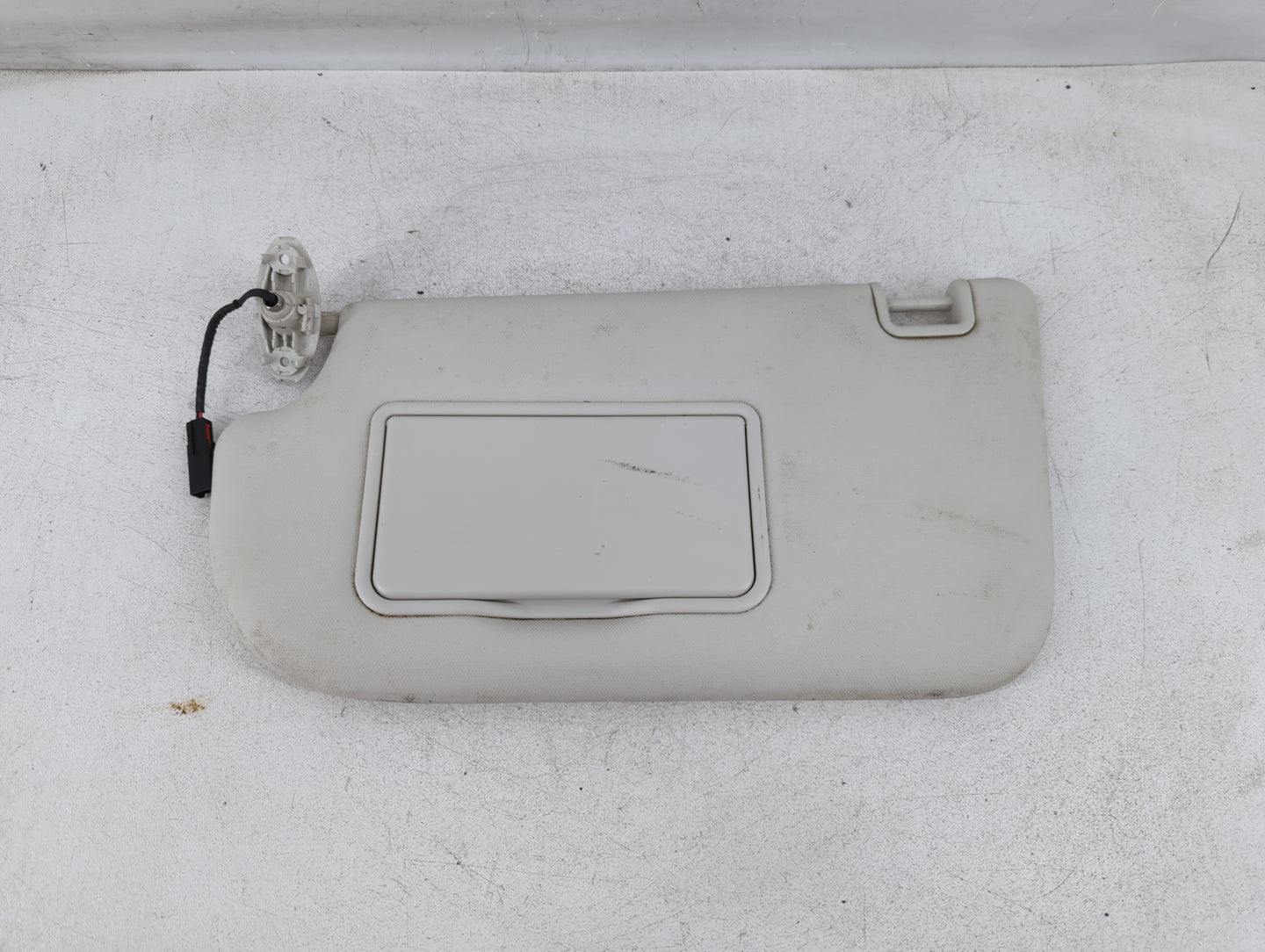 2012-2013 Ford Focus Sun Visor Shade Replacement Driver Left Mirror Fits Fits 2012 2013 OEM Used Auto Parts - Oemusedautopar