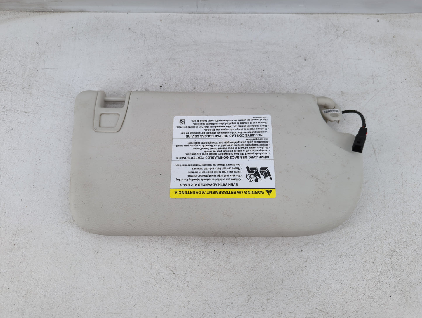2012-2013 Ford Focus Sun Visor Shade Replacement Driver Left Mirror Fits Fits 2012 2013 OEM Used Auto Parts - Oemusedautopar