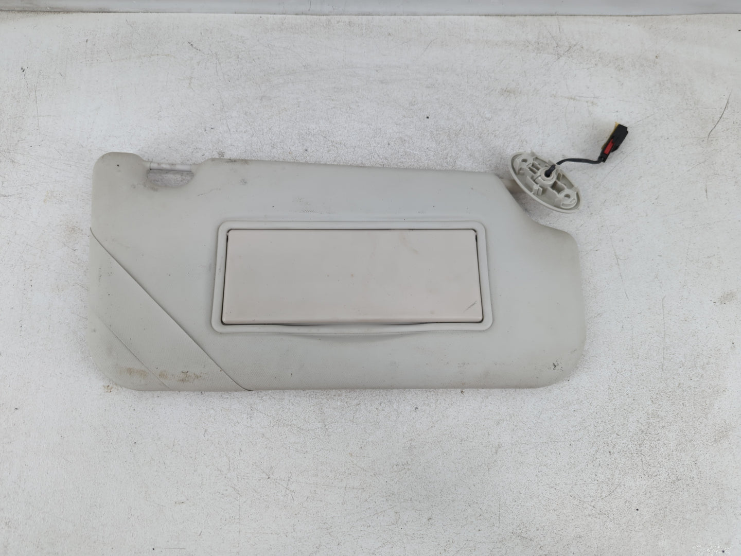 2012-2013 Ford Focus Sun Visor Shade Replacement Passenger Right Mirror Fits Fits 2012 2013 OEM Used Auto Parts - Oemusedaut