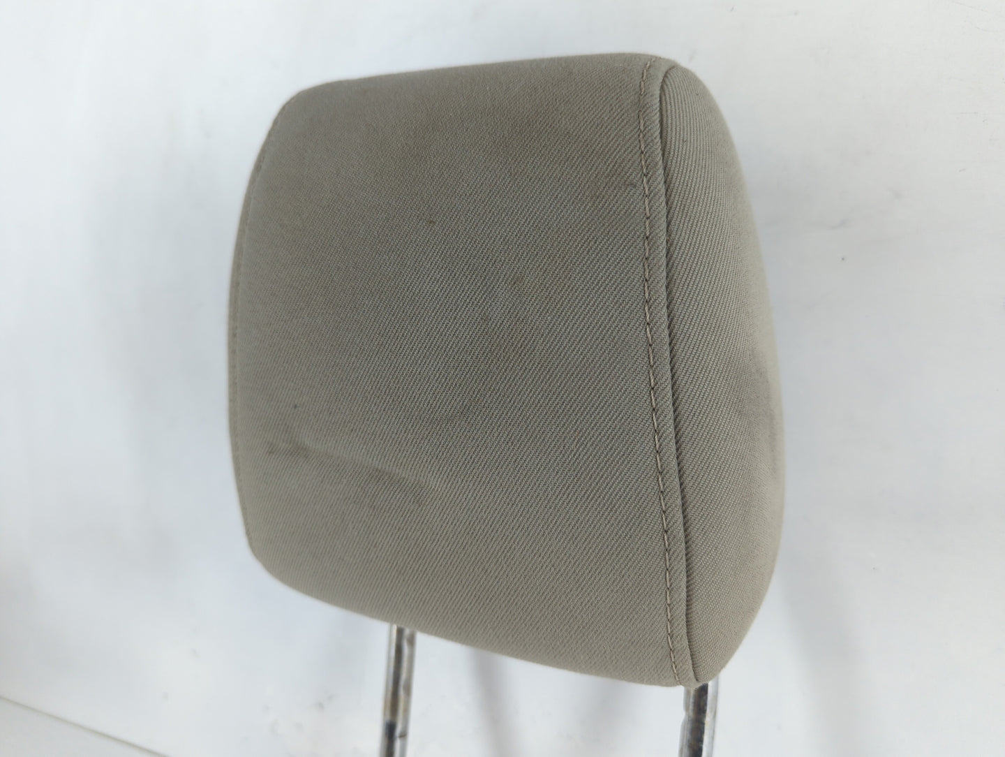 2012 Ford Focus Headrest Head Rest Front Driver Passenger Seat Fits OEM Used Auto Parts - Oemusedautoparts1.com