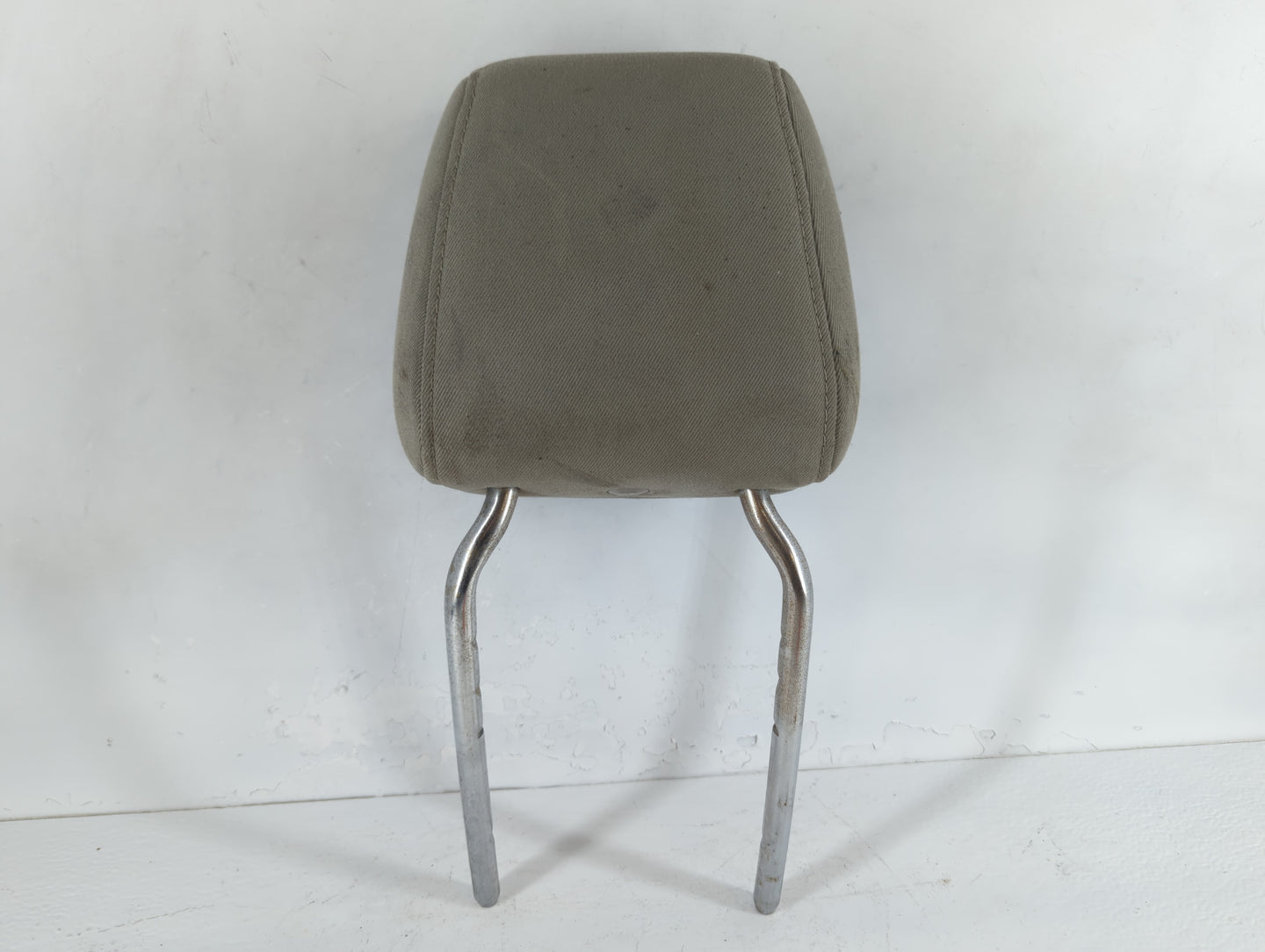 2012 Ford Focus Headrest Head Rest Front Driver Passenger Seat Fits OEM Used Auto Parts - Oemusedautoparts1.com