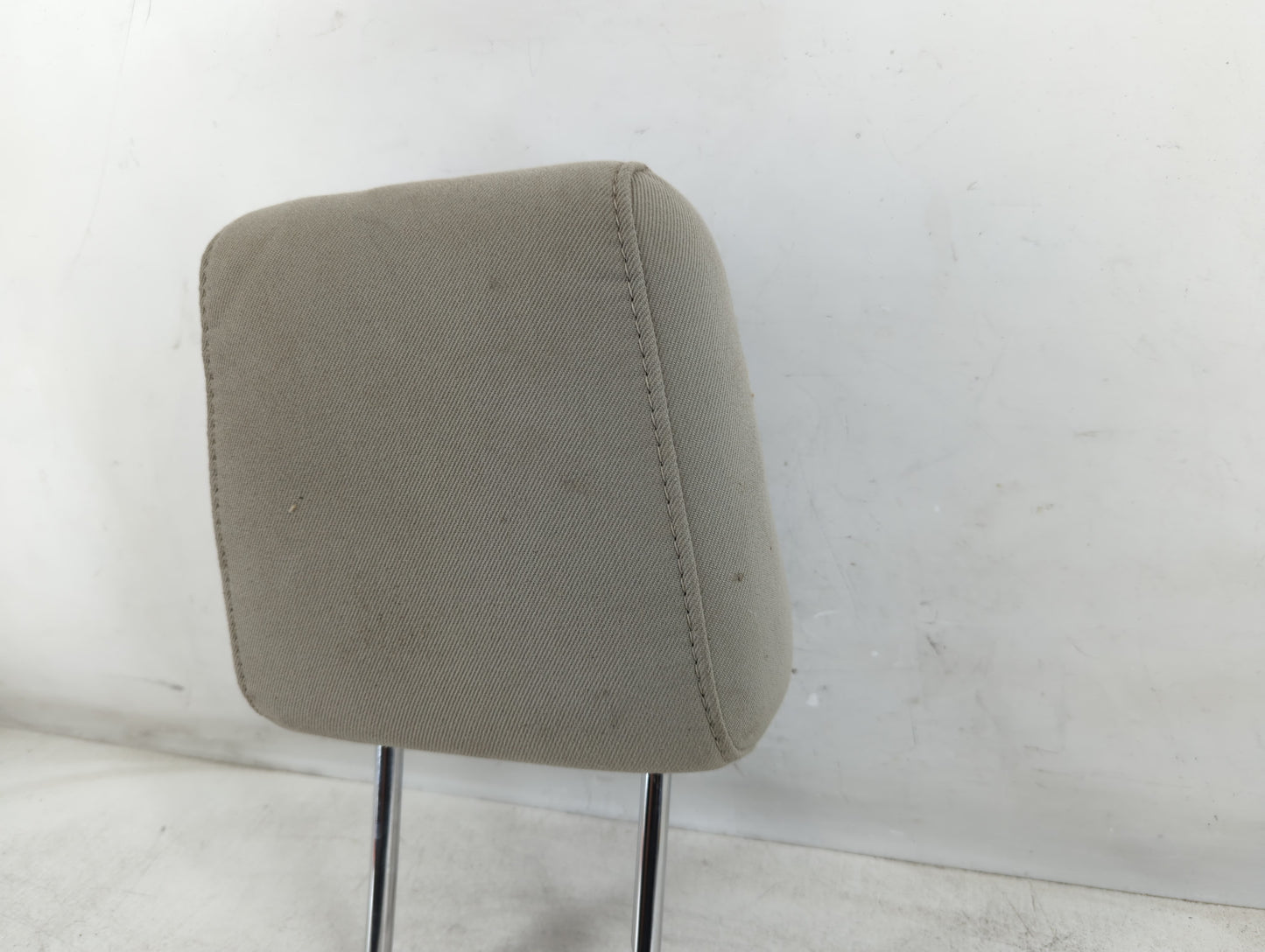 2012 Ford Focus Headrest Head Rest Rear Seat Fits OEM Used Auto Parts - Oemusedautoparts1.com