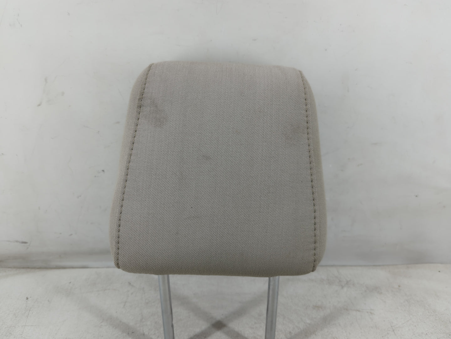 2012 Ford Focus Headrest Head Rest Rear Seat Fits OEM Used Auto Parts - Oemusedautoparts1.com