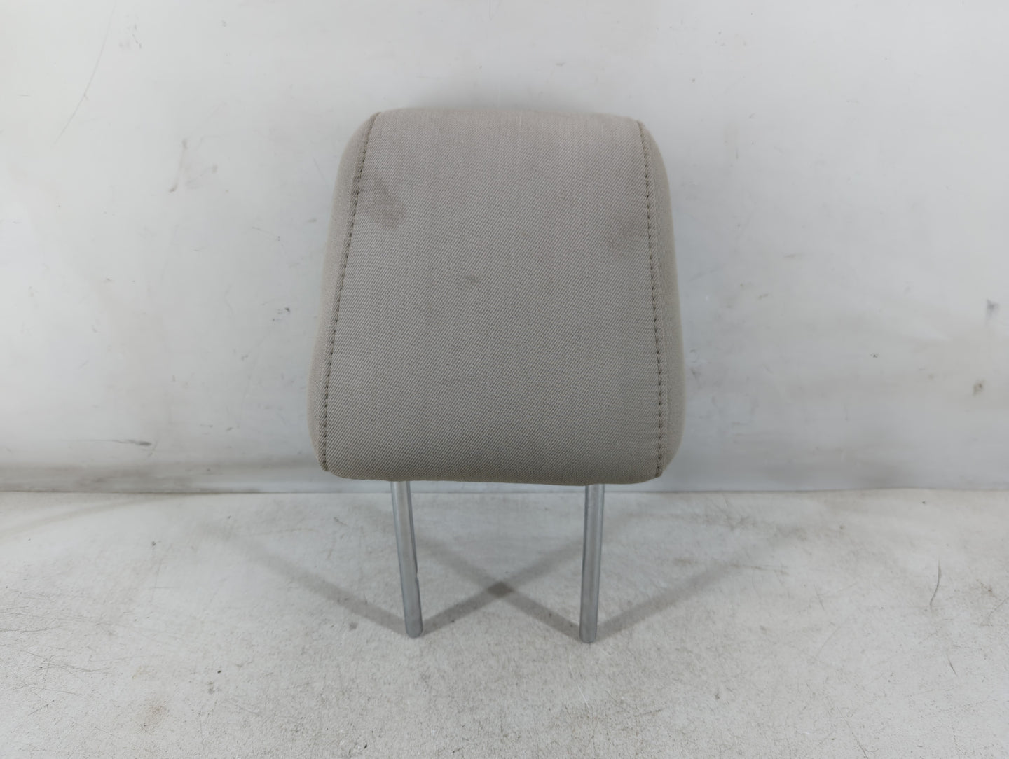 2012 Ford Focus Headrest Head Rest Rear Seat Fits OEM Used Auto Parts - Oemusedautoparts1.com