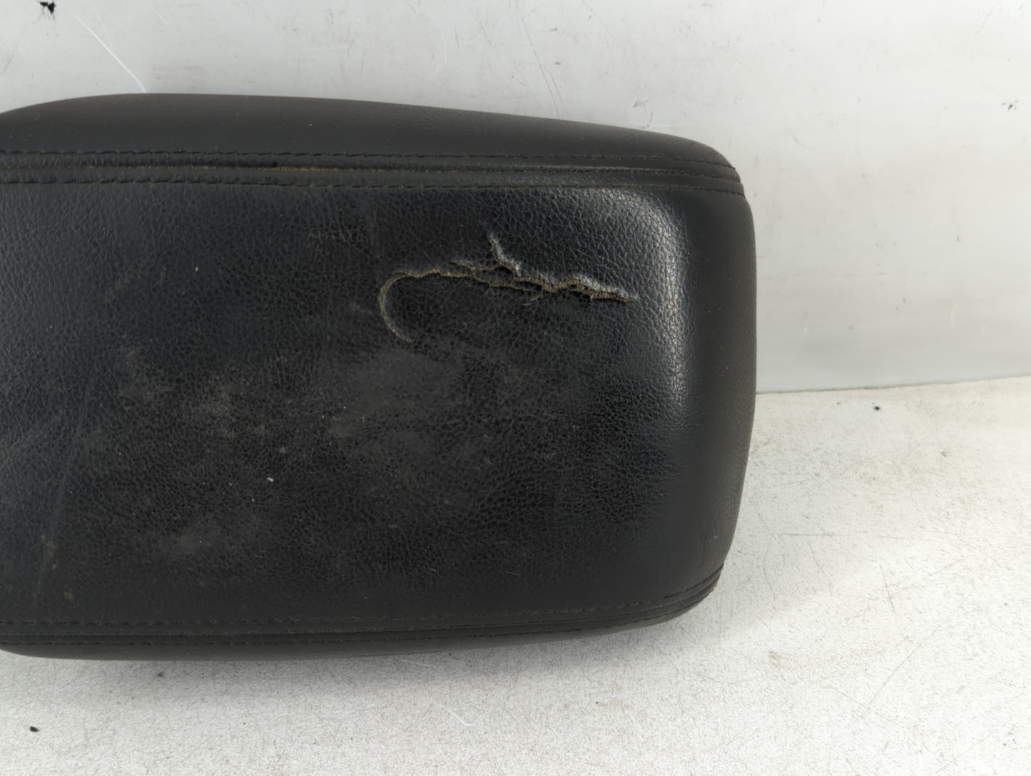 2012 Ford Focus Rear Cargo Cover Storage Retractable Shade - Oemusedautoparts1.com
