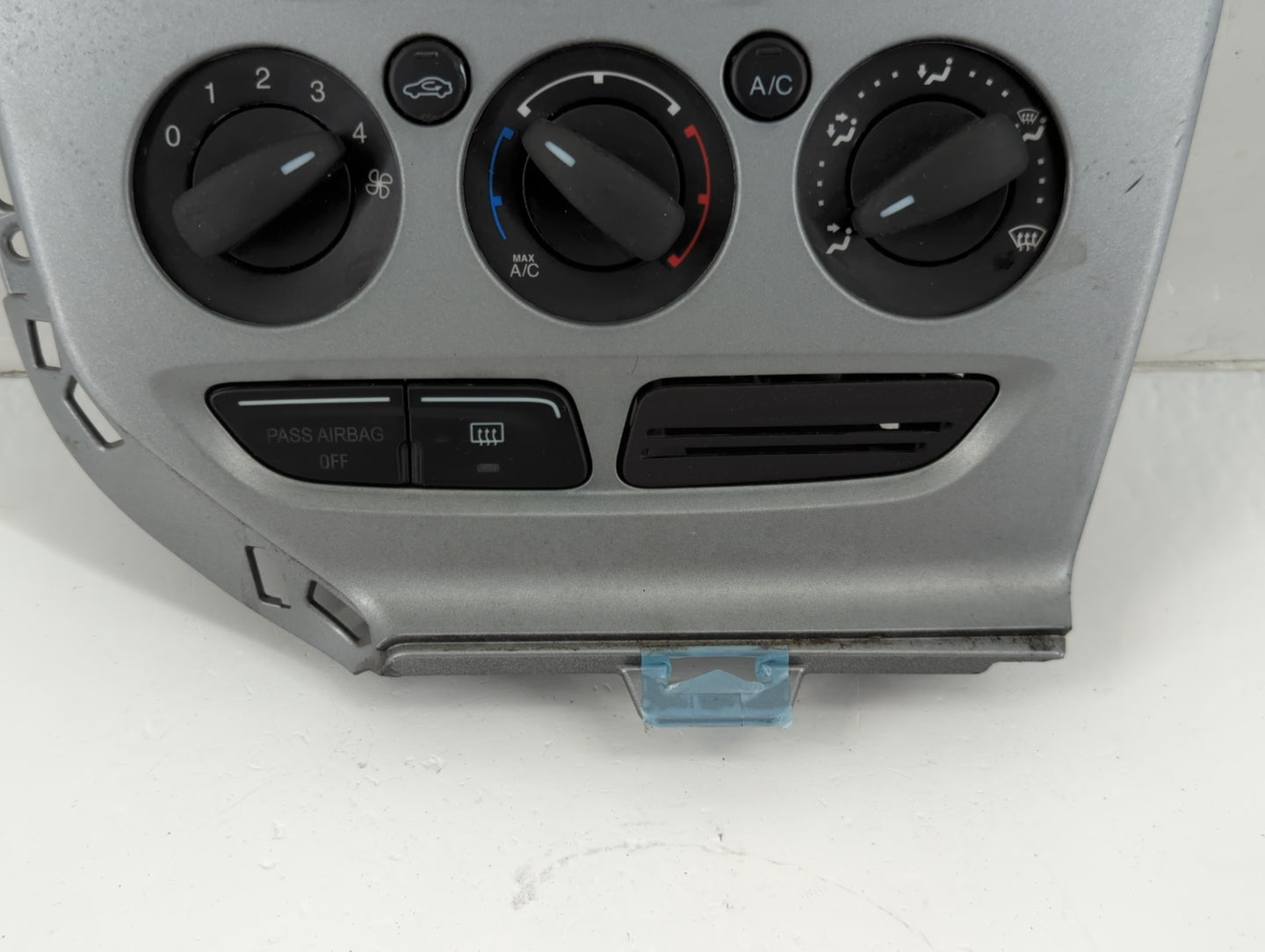 2012 Ford Focus Climate Control Module Temperature AC/Heater Replacement P/N:BM51-18522-AC Fits OEM Used Auto Parts - Oemuse
