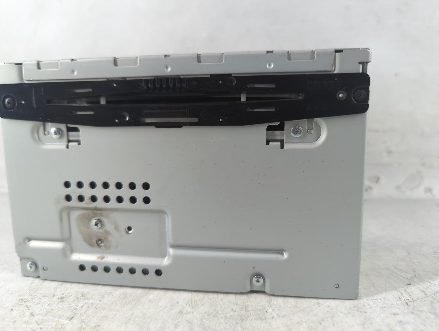 2011-2012 Ford Fusion Radio AM FM Cd Player Receiver Replacement P/N:BE5T-18D822-AB Fits Fits 2011 2012 OEM Used Auto Parts 