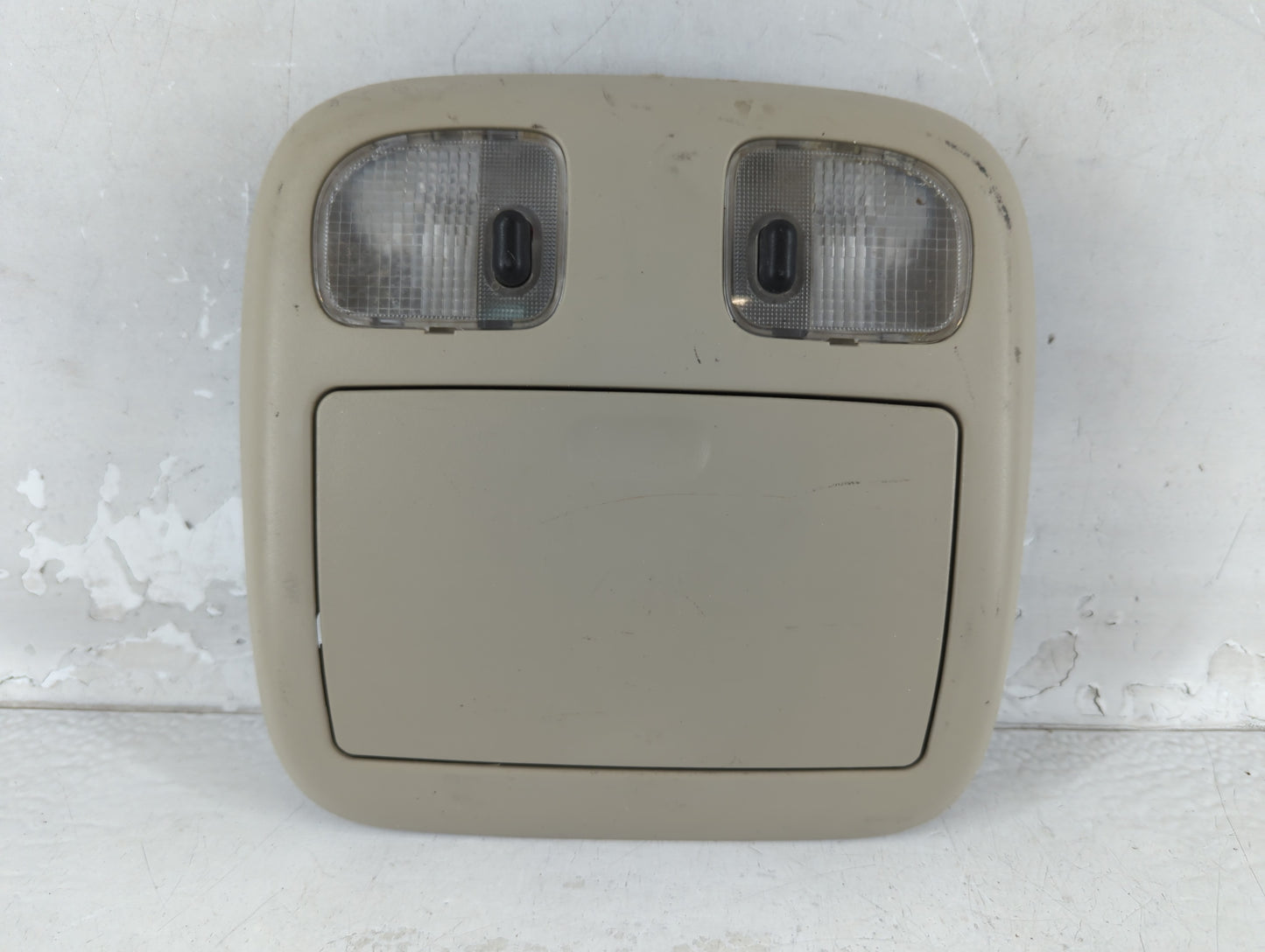 2010-2012 Ford Fusion Overhead Roof Console 1065507 - Oemusedautoparts1.com