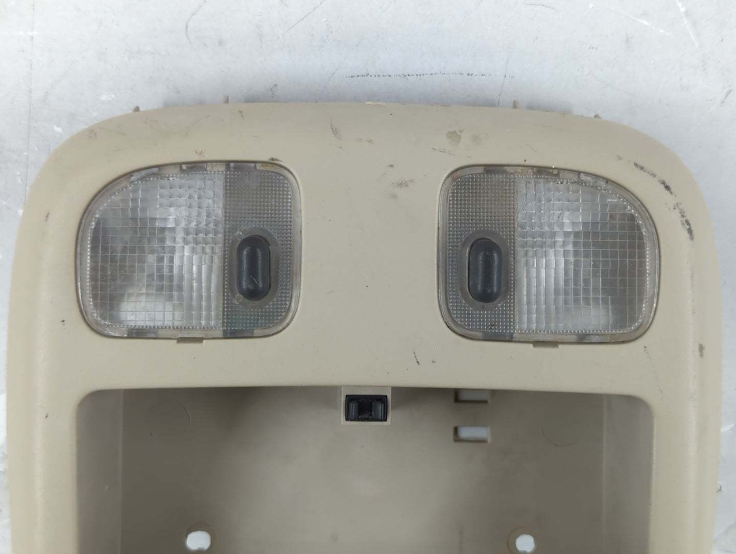 2010-2012 Ford Fusion Overhead Roof Console 1065507 - Oemusedautoparts1.com