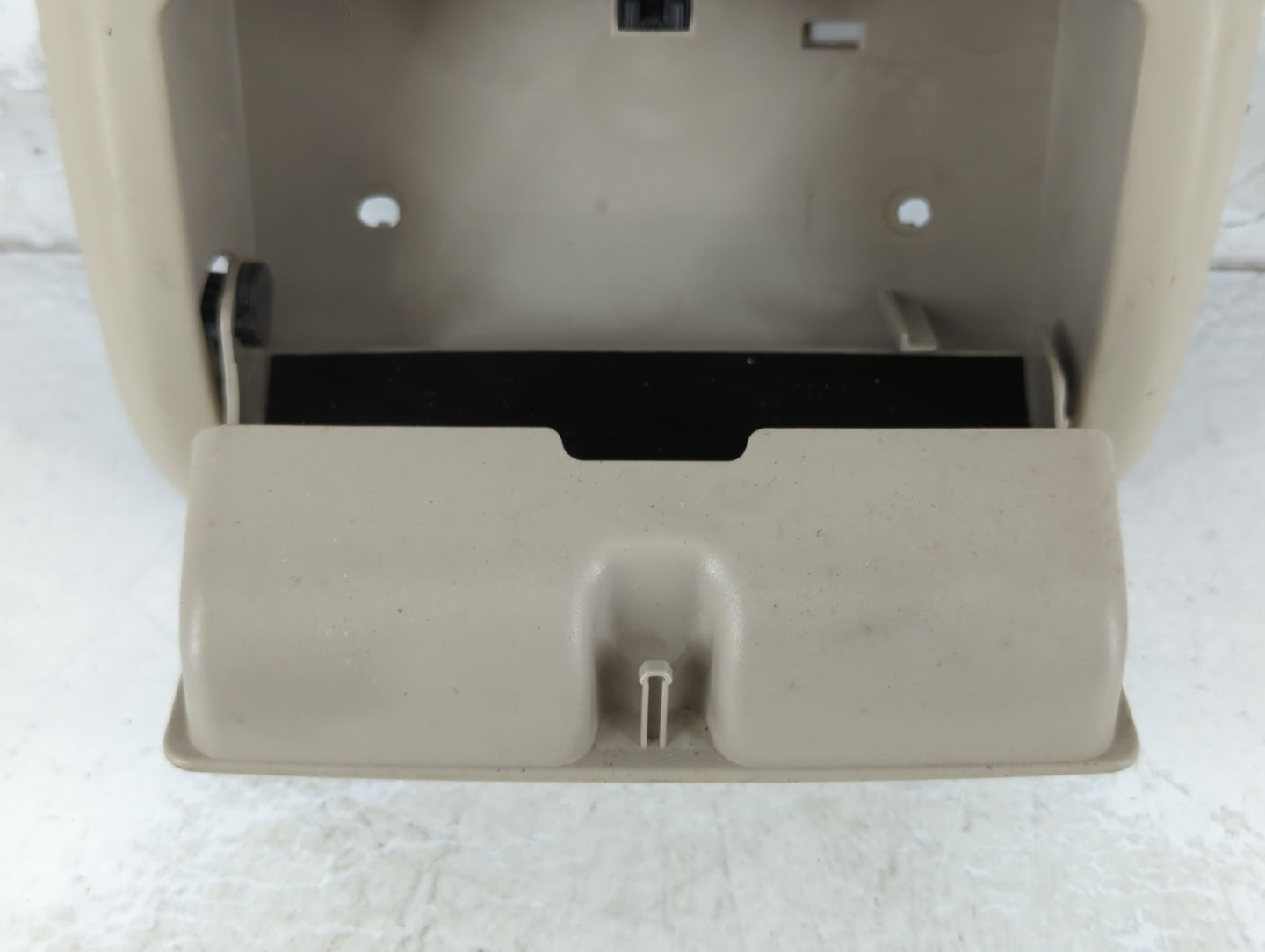 2010-2012 Ford Fusion Overhead Roof Console 1065507 - Oemusedautoparts1.com