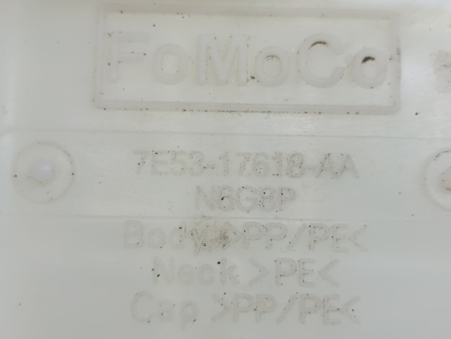 2006-2012 Ford Fusion Windshield Washer Fluid Reservoir Bottle Oem - Oemusedautoparts1.com