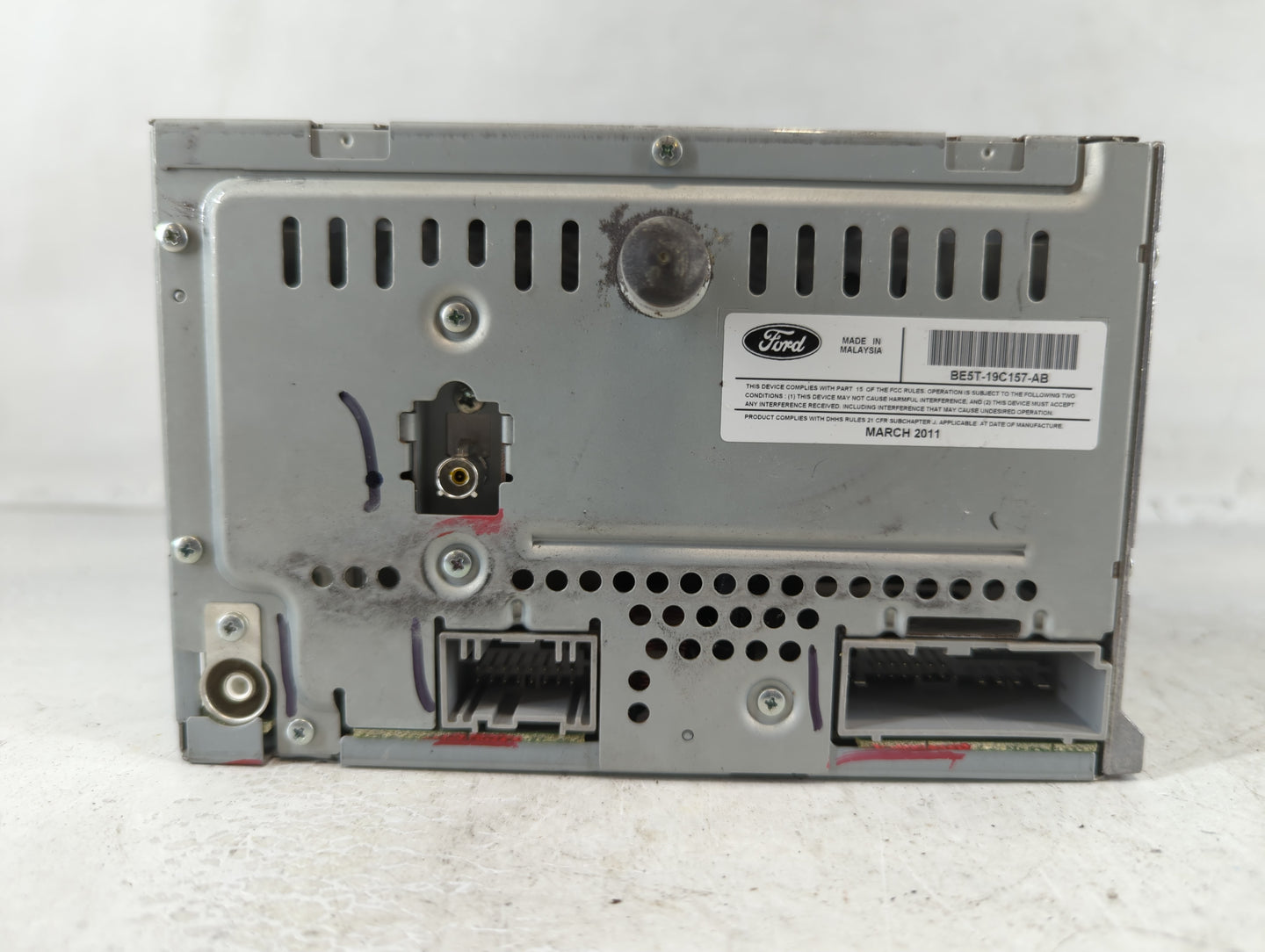 2010-2012 Ford Fusion Radio AM FM Cd Player Receiver Replacement P/N:BE5T-19C157-AB Fits Fits 2010 2011 2012 OEM Used Auto P