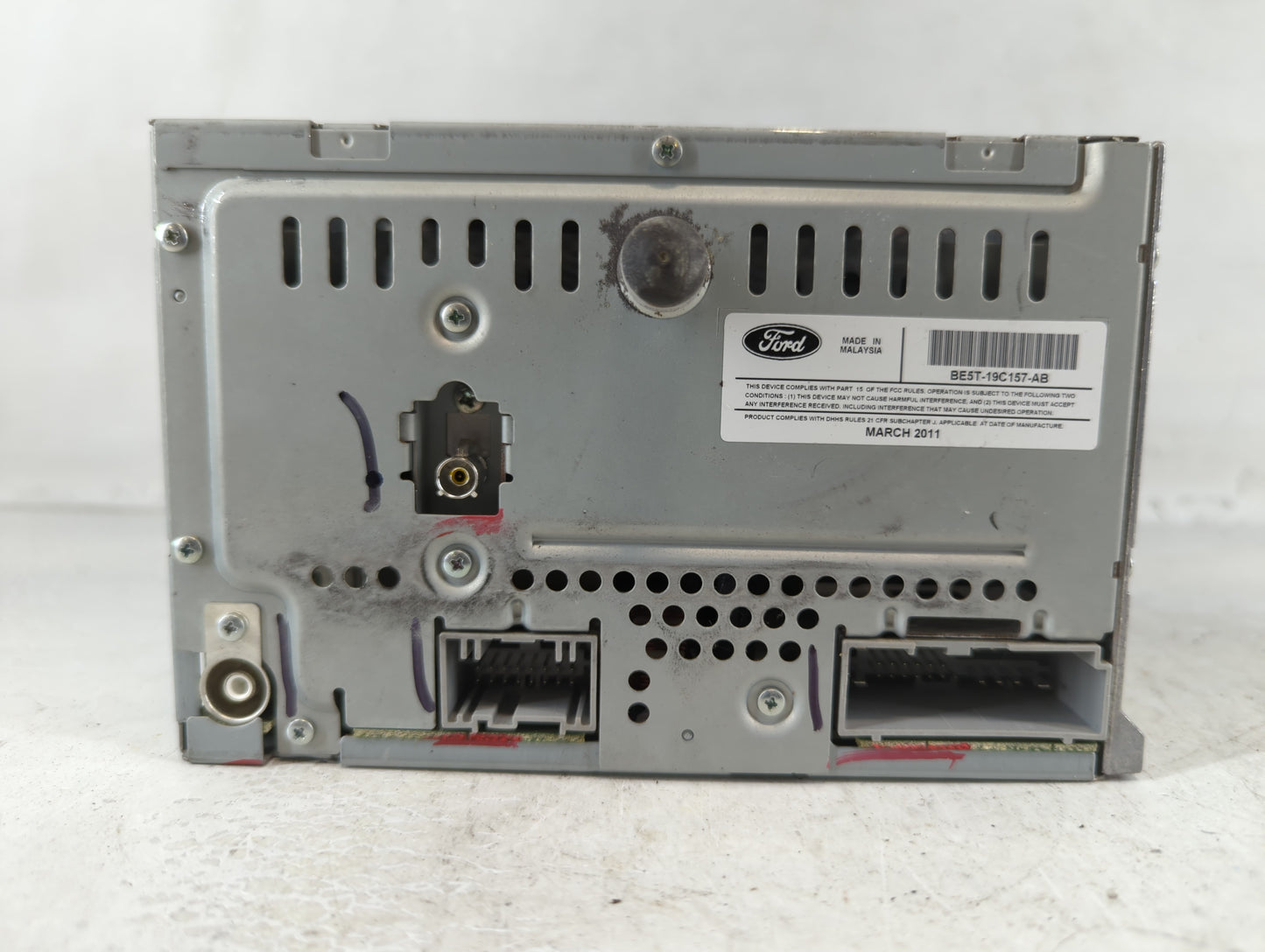 2010-2012 Ford Fusion Radio AM FM Cd Player Receiver Replacement P/N:BE5T-19C157-AB Fits Fits 2010 2011 2012 OEM Used Auto P
