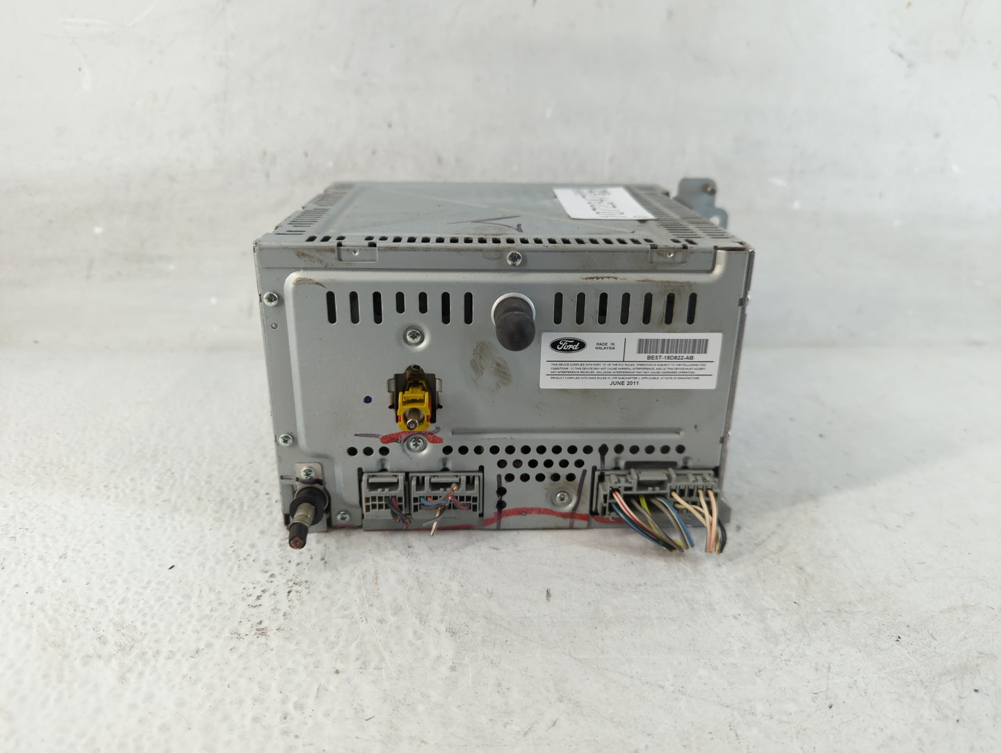 2010-2012 Ford Fusion Radio AM FM Cd Player Receiver Replacement P/N:BE5T-19C157-AB Fits Fits 2010 2011 2012 OEM Used Auto P