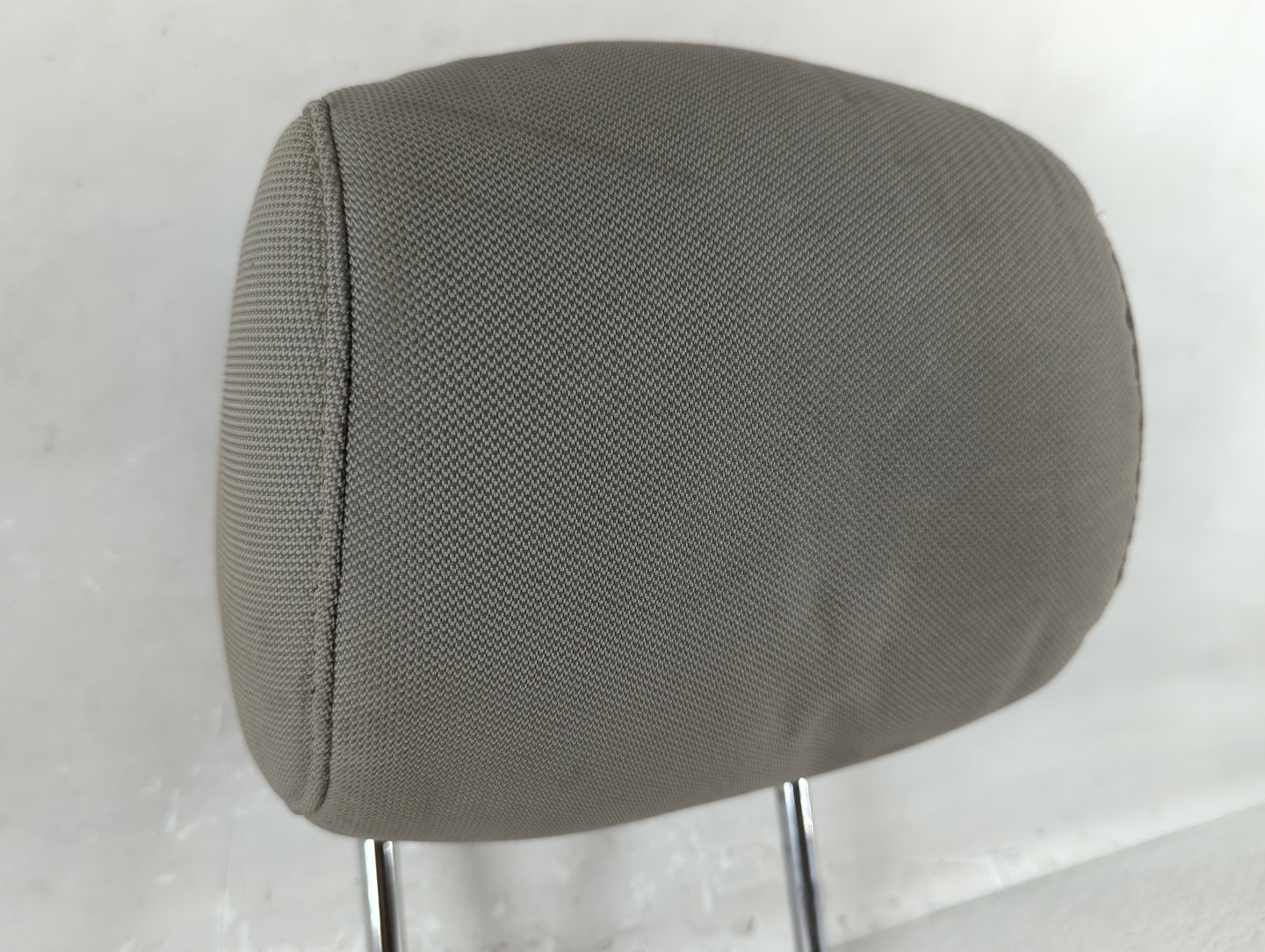 2011-2012 Ford Fusion Headrest Head Rest Rear Seat Fits Fits 2011 2012 OEM Used Auto Parts - Oemusedautoparts1.com