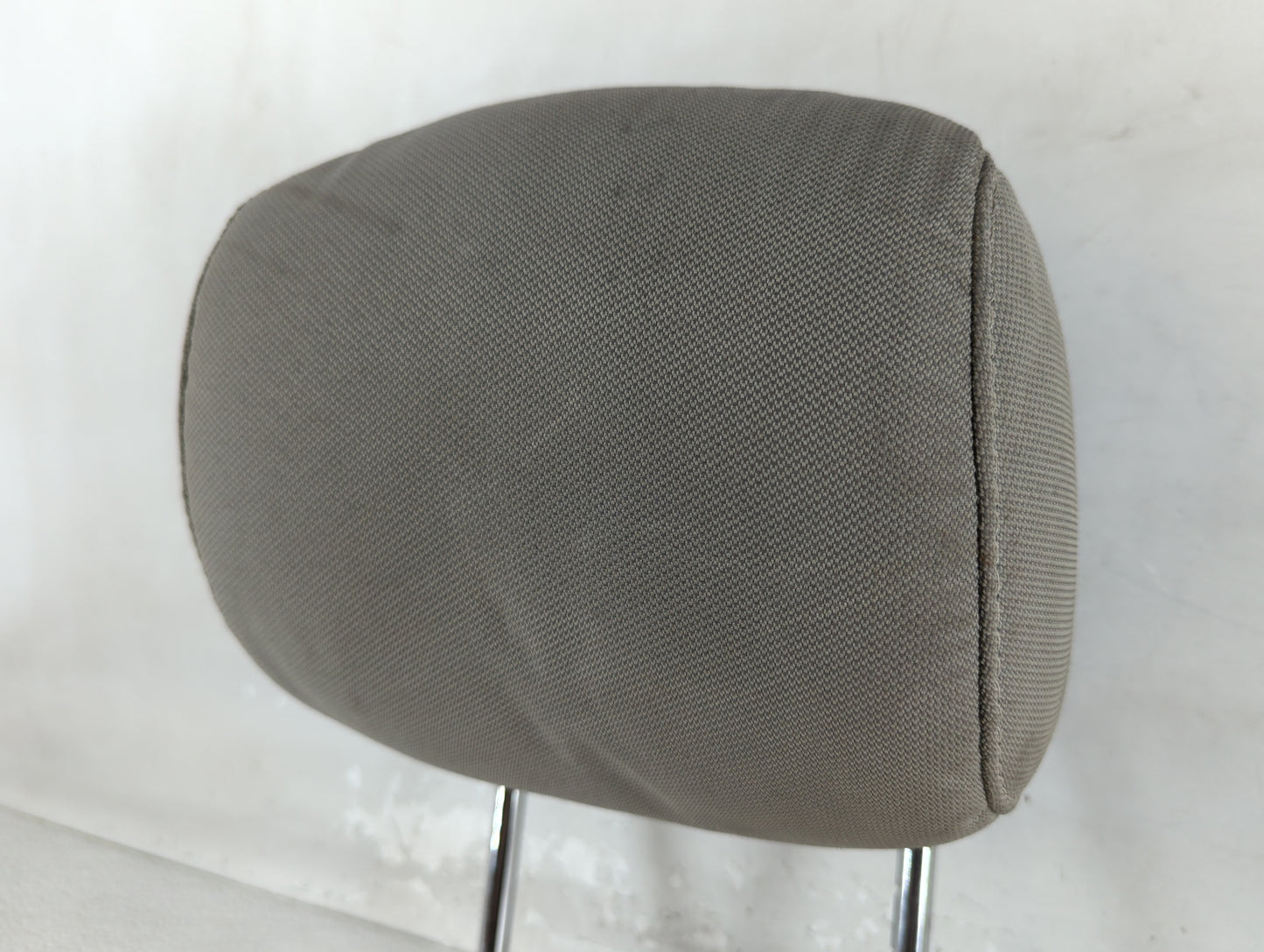 2011-2012 Ford Fusion Headrest Head Rest Rear Seat Fits Fits 2011 2012 OEM Used Auto Parts - Oemusedautoparts1.com