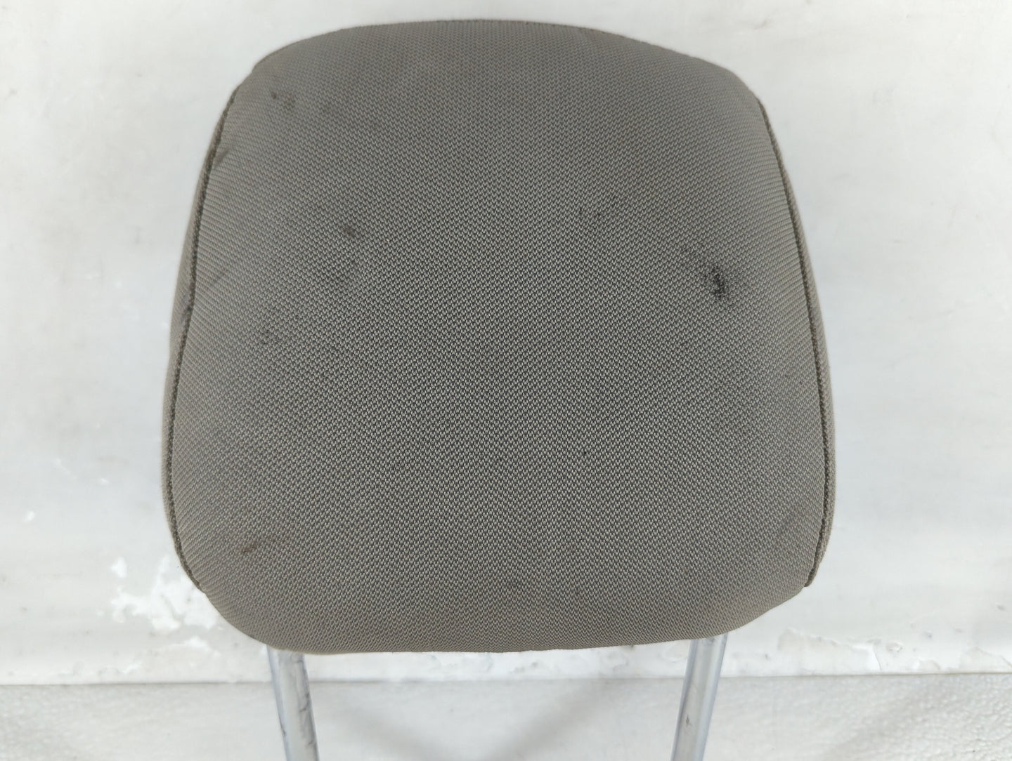 2011-2012 Ford Fusion Headrest Head Rest Rear Seat Fits Fits 2011 2012 OEM Used Auto Parts - Oemusedautoparts1.com