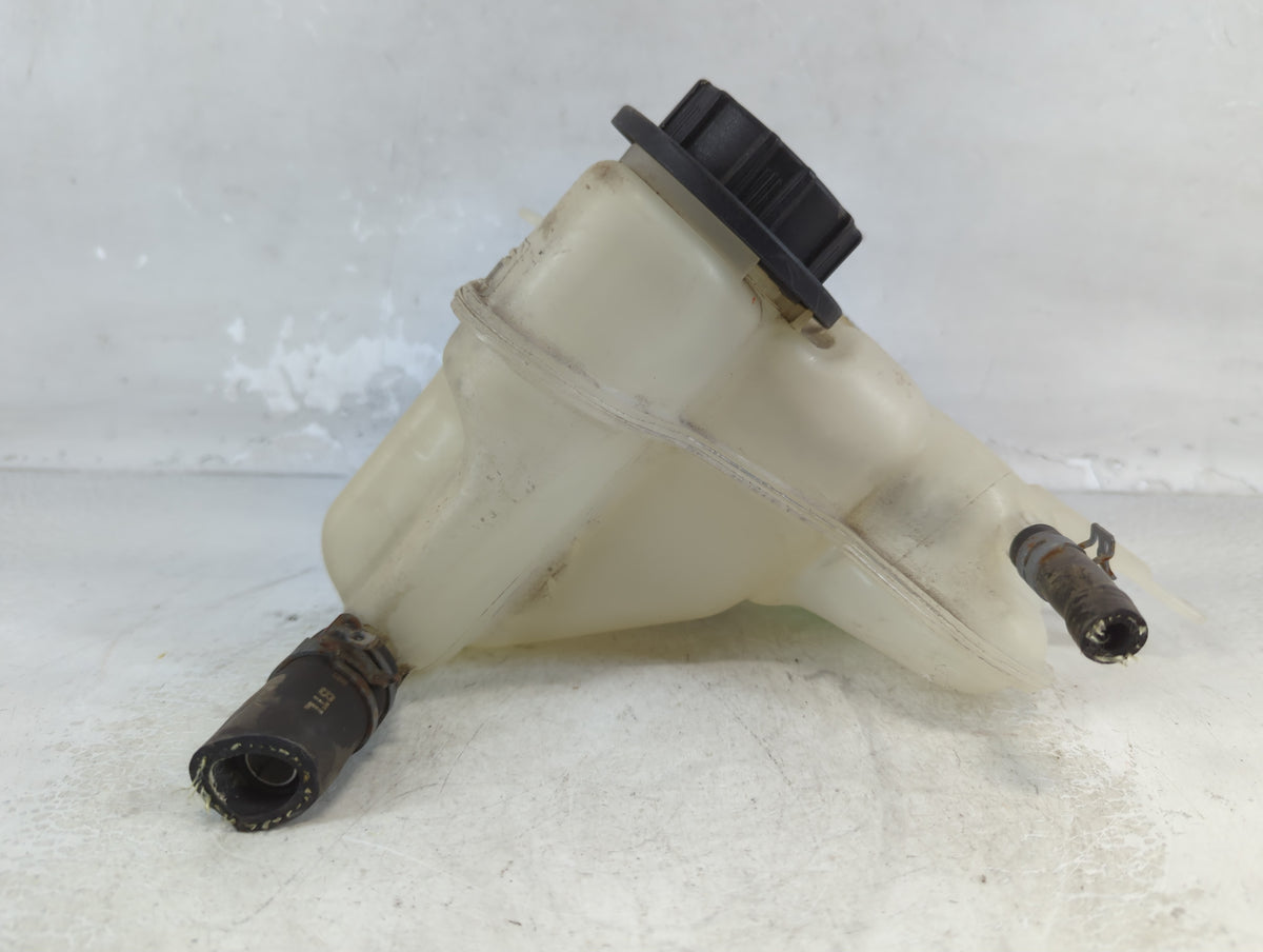 2010-2012 Ford Fusion Radiator Coolant Overflow Expansion Tank Bottle 1072402 - Oemusedautoparts1.com