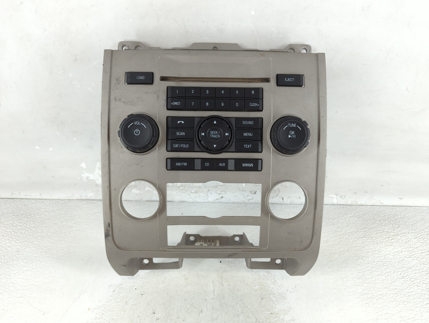 2011-2012 Ford Fusion Radio AM FM Cd Player Receiver Replacement P/N:9L8T-18A802-BB Fits Fits 2011 2012 OEM Used Auto Parts 