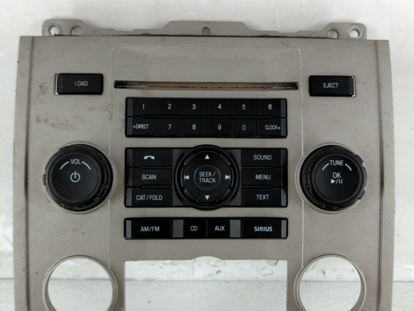 2011-2012 Ford Fusion Radio AM FM Cd Player Receiver Replacement P/N:9L8T-18A802-BB Fits Fits 2011 2012 OEM Used Auto Parts 