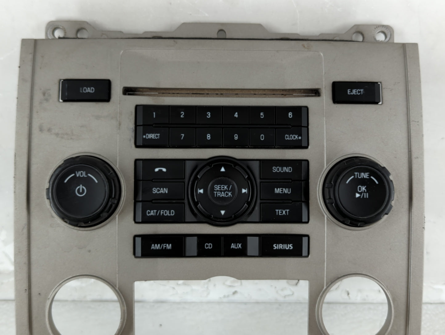 2011-2012 Ford Fusion Radio AM FM Cd Player Receiver Replacement P/N:9L8T-18A802-BB Fits Fits 2011 2012 OEM Used Auto Parts 