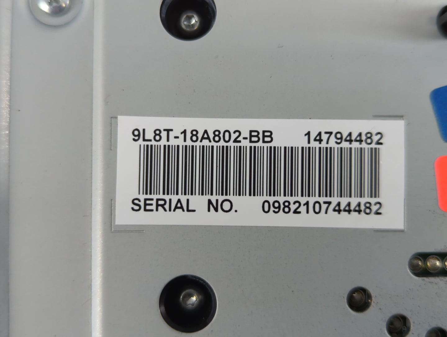2011-2012 Ford Fusion Radio AM FM Cd Player Receiver Replacement P/N:9L8T-18A802-BB Fits Fits 2011 2012 OEM Used Auto Parts 