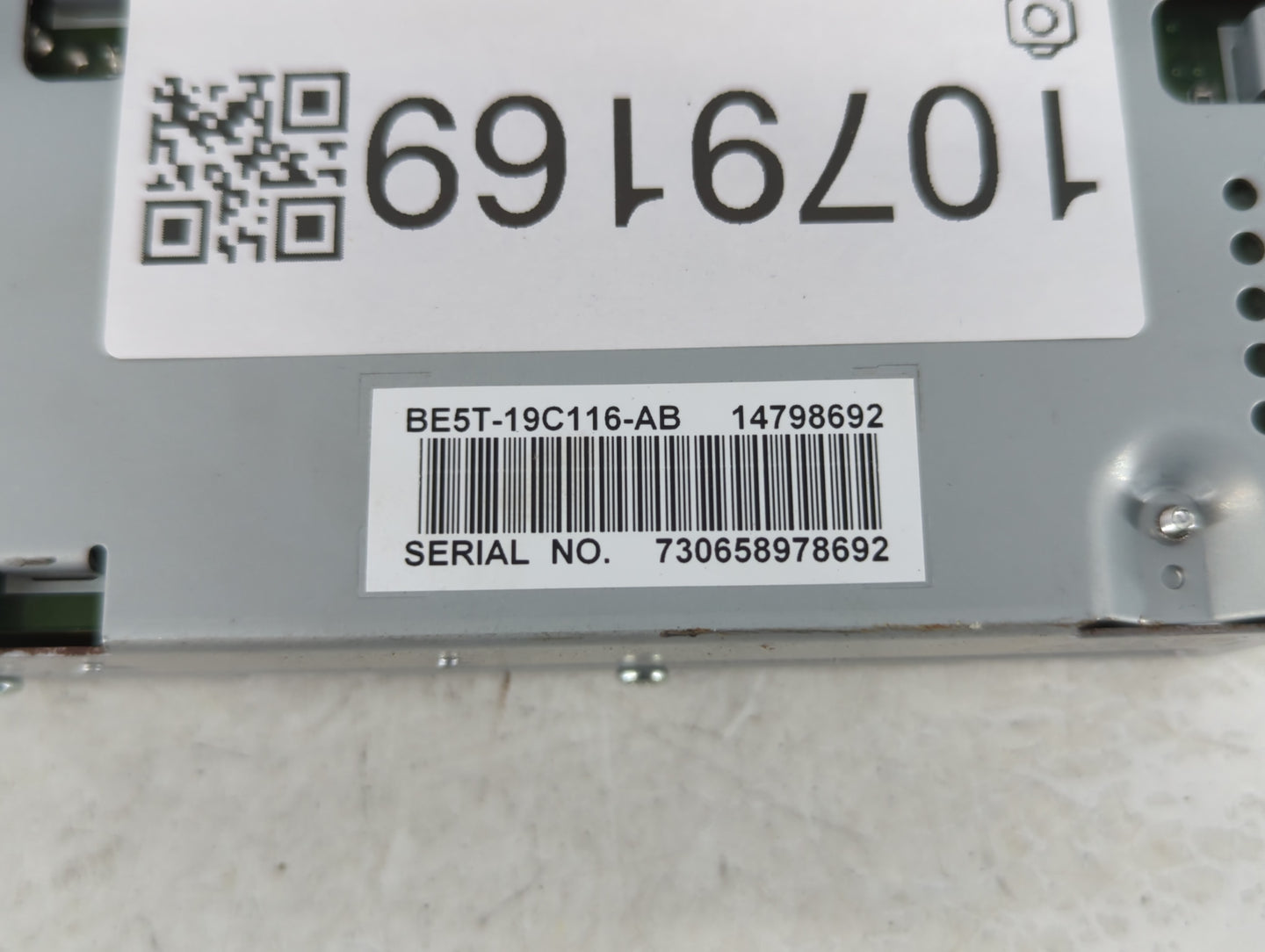 2010-2012 Ford Fusion Information Display Screen - Oemusedautoparts1.com