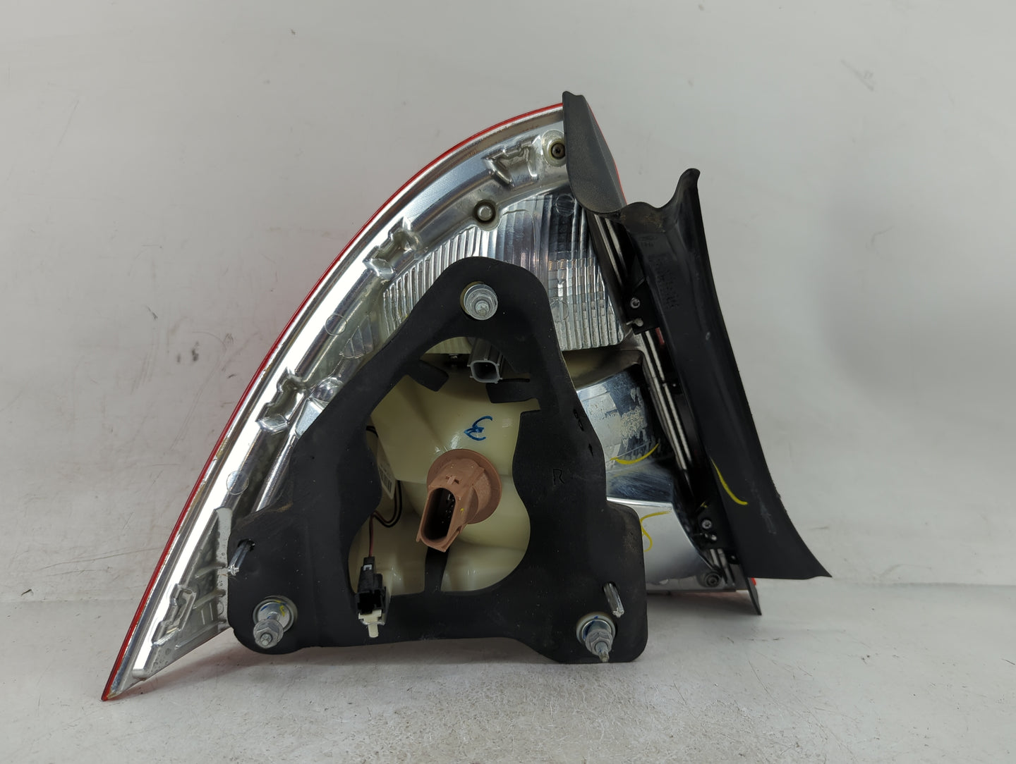 2010-2012 Ford Fusion Tail Light Assembly Passenger Right OEM Fits Fits 2010 2011 2012 OEM Used Auto Parts - Oemusedautopart