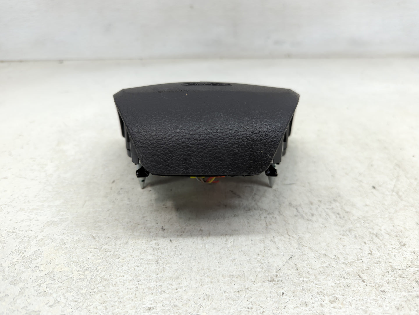 2010-2012 Ford Fusion Air Bag Driver Left Steering Wheel Mounted - Oemusedautoparts1.com