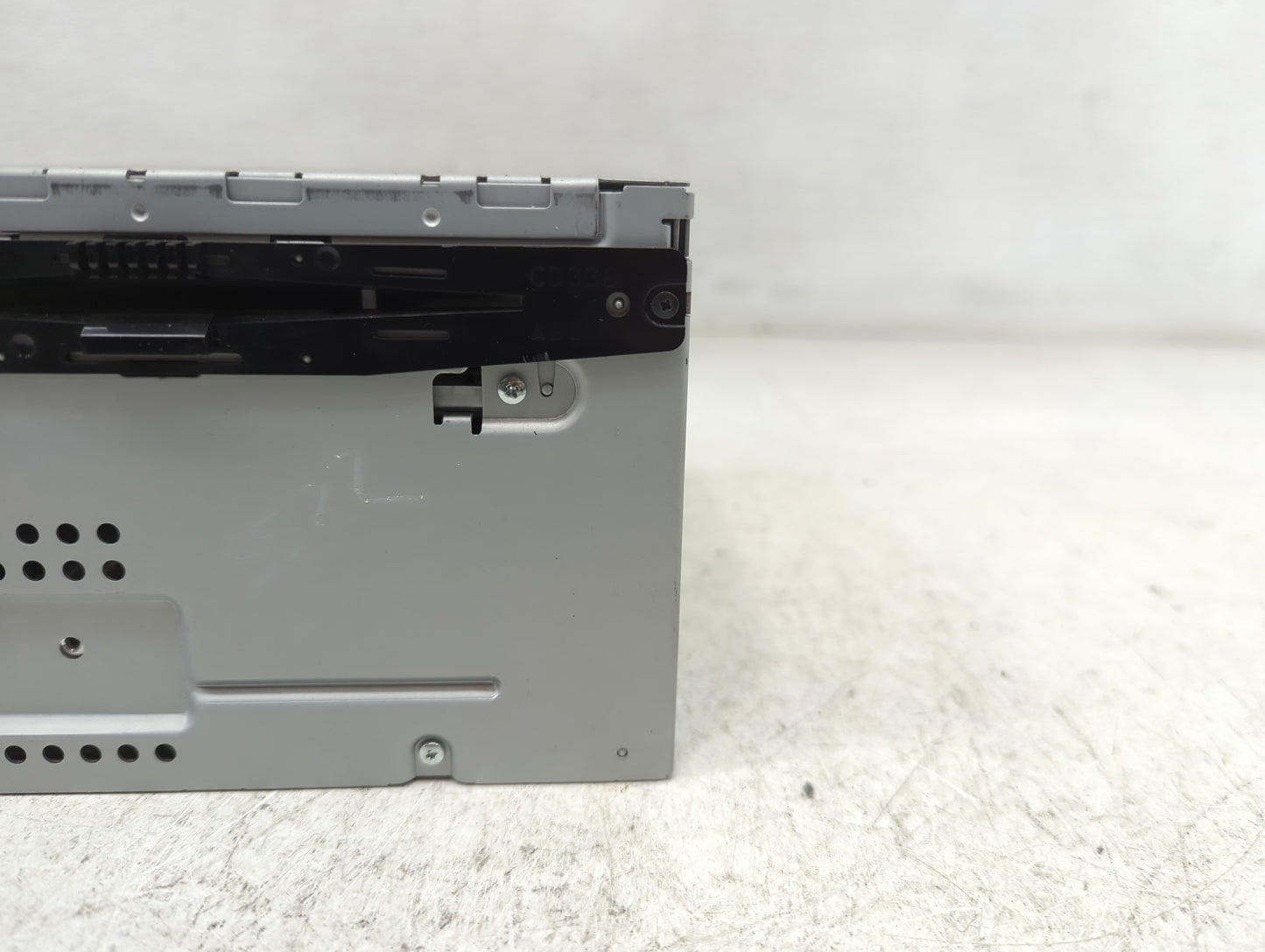 2011-2012 Ford Fusion Radio AM FM Cd Player Receiver Replacement P/N:BE5T-18D822-AB Fits Fits 2011 2012 OEM Used Auto Parts 