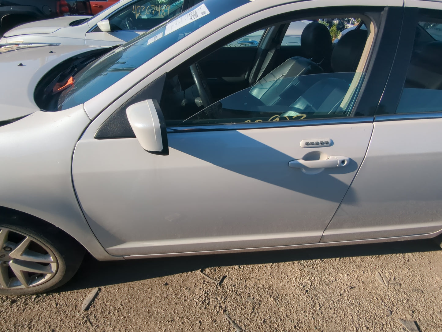 2006-2012 Ford Fusion Driver Front Door Oem - Oemusedautoparts1.com