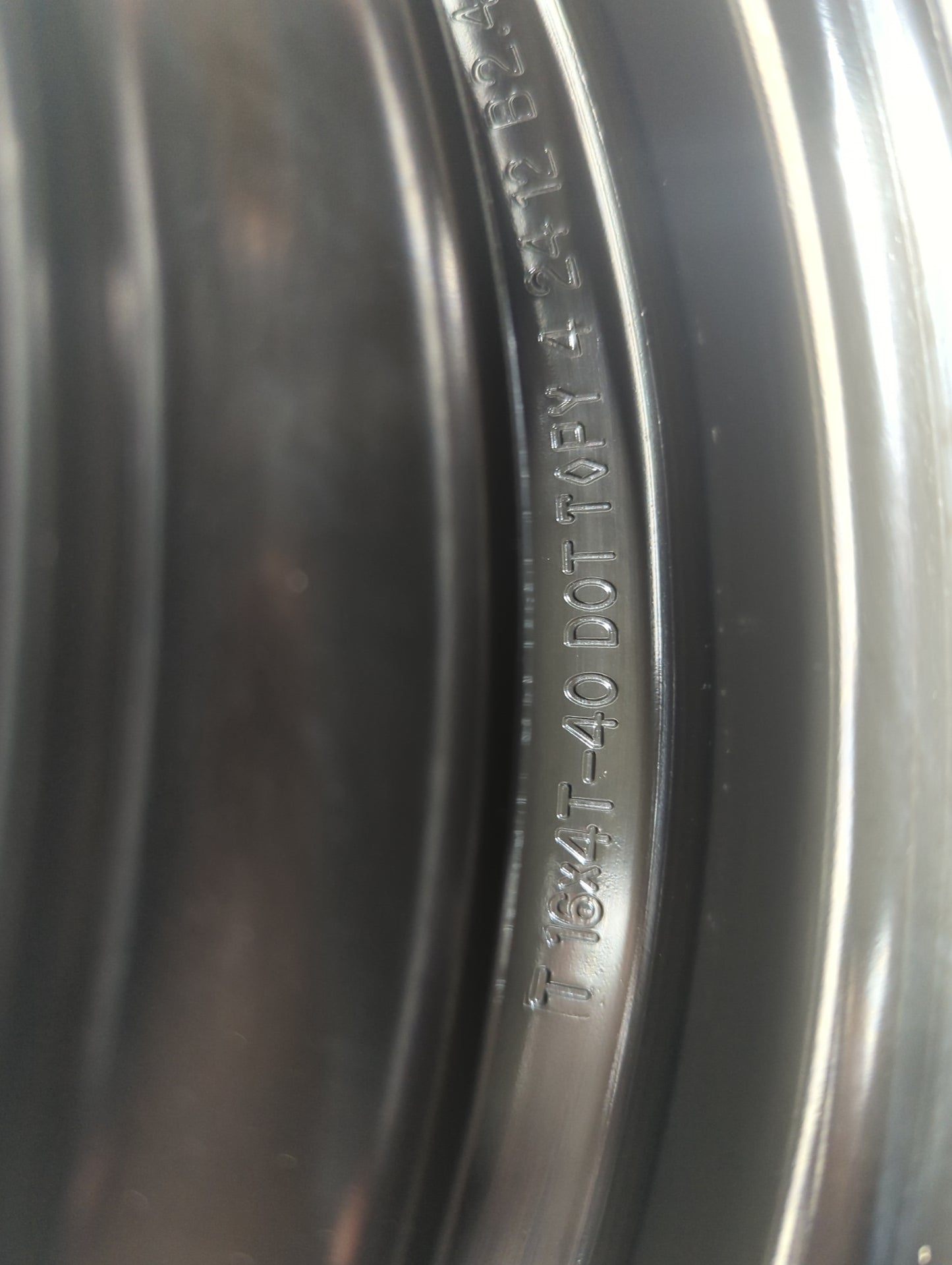 2006-2012 Ford Fusion Spare Donut Tire Wheel Rim Oem 1085675 - Oemusedautoparts1.com
