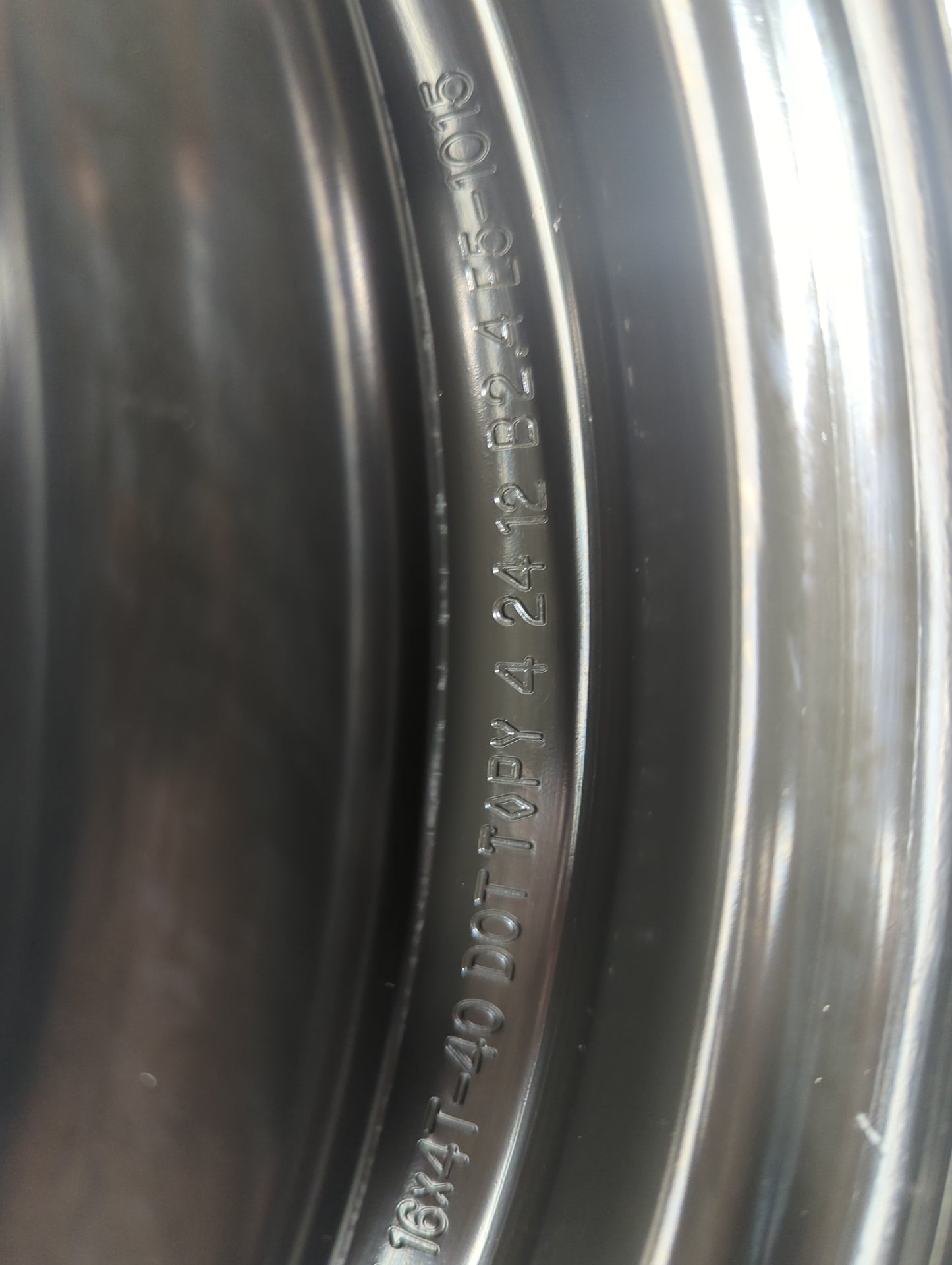 2006-2012 Ford Fusion Spare Donut Tire Wheel Rim Oem 1085675 - Oemusedautoparts1.com