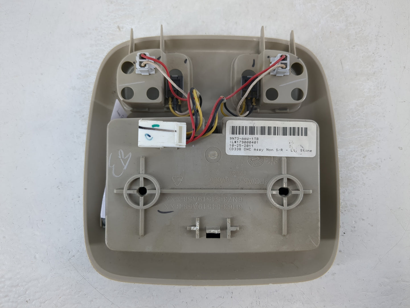 2012 Ford Fusion Overhead Roof Console - Oemusedautoparts1.com
