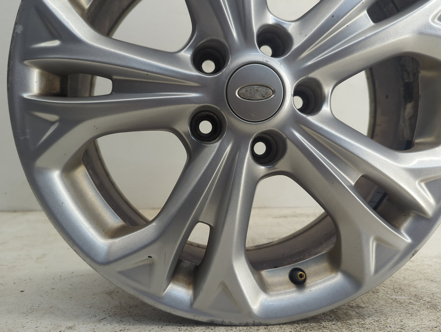 2012 Ford Fusion Oem Wheel Rim - Oemusedautoparts1.com
