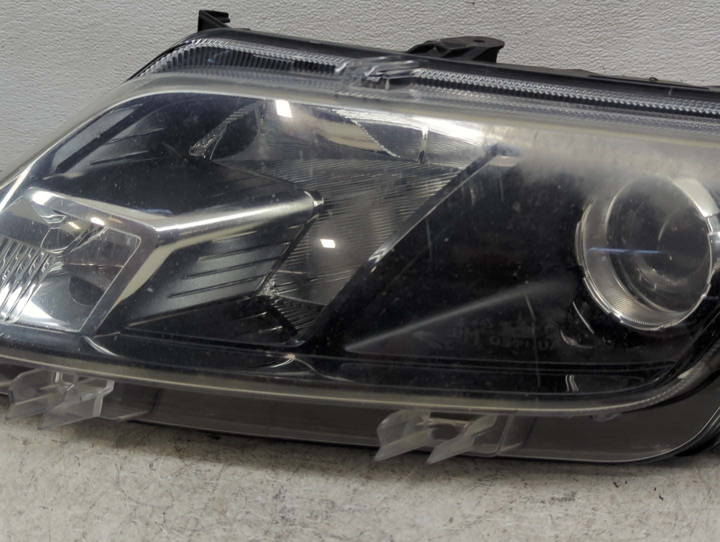 2010-2012 Ford Fusion Driver Left Oem Head Light Headlight Lamp - Oemusedautoparts1.com