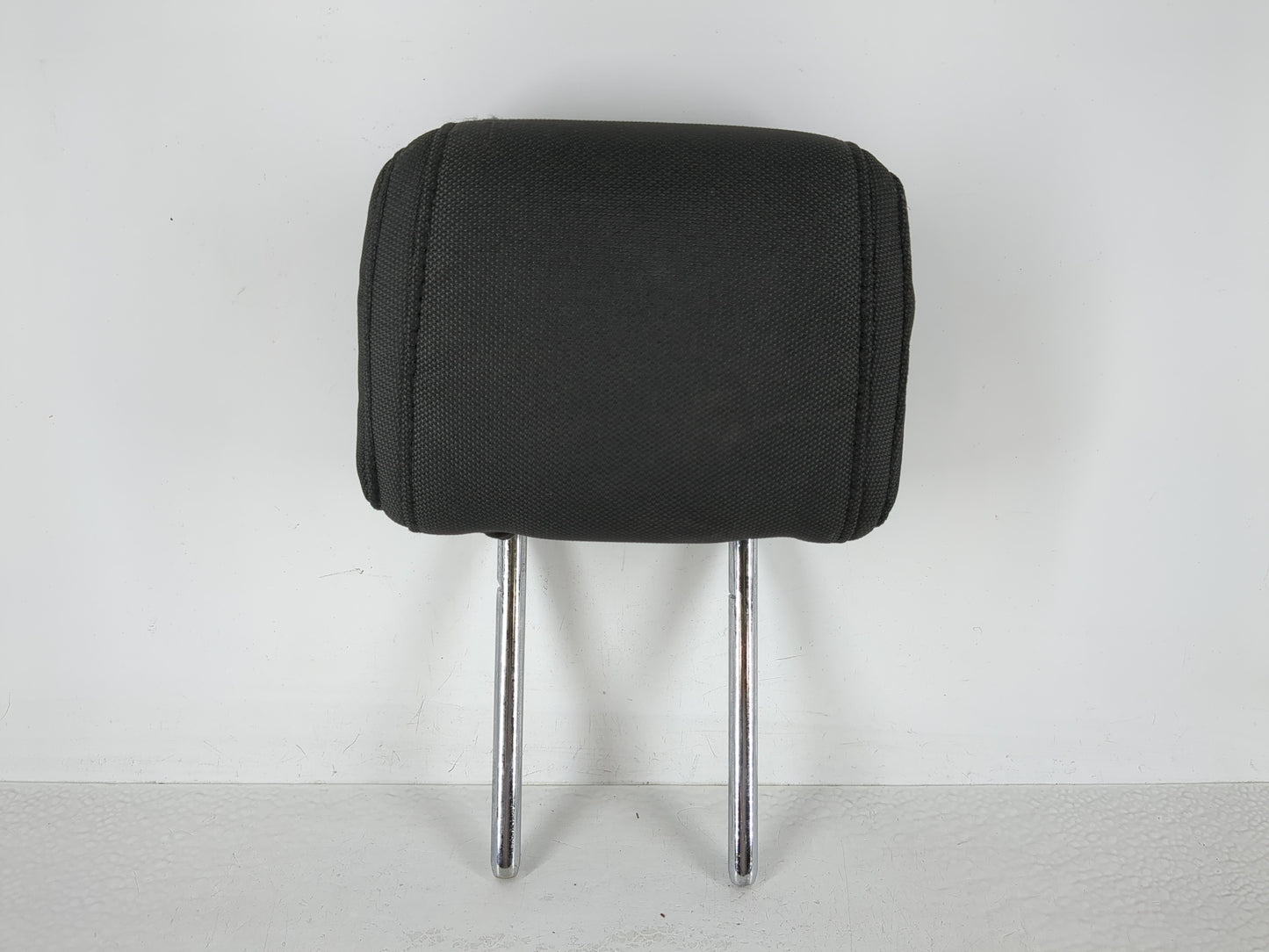 2011-2012 Ford Fusion Headrest Head Rest Rear Center Seat Fits Fits 2011 2012 OEM Used Auto Parts - Oemusedautoparts1.com