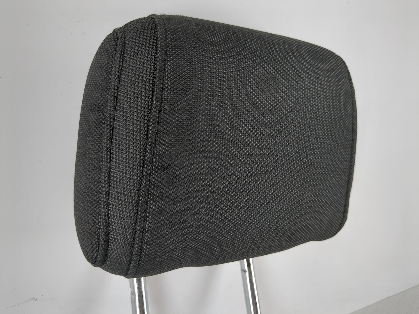 2011-2012 Ford Fusion Headrest Head Rest Rear Center Seat Fits Fits 2011 2012 OEM Used Auto Parts - Oemusedautoparts1.com
