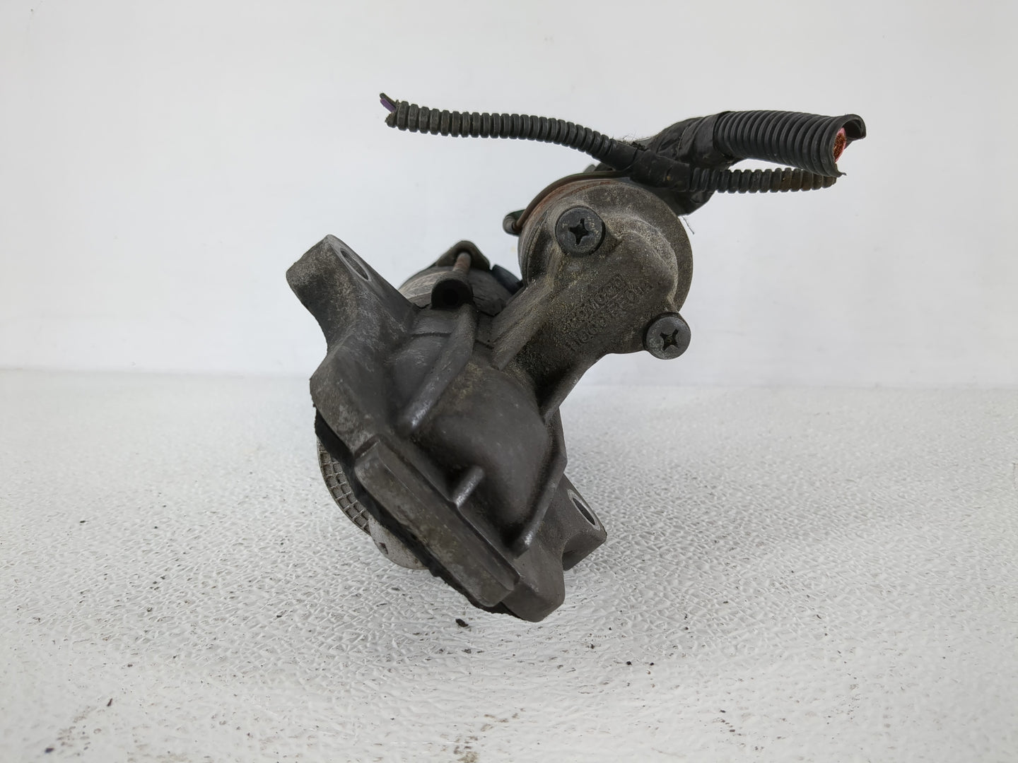 2011-2012 Ford Fusion Car Starter Motor Solenoid OEM P/N:EE01A 8S4T-11000-AA Fits OEM Used Auto Parts - Oemusedautoparts1.co