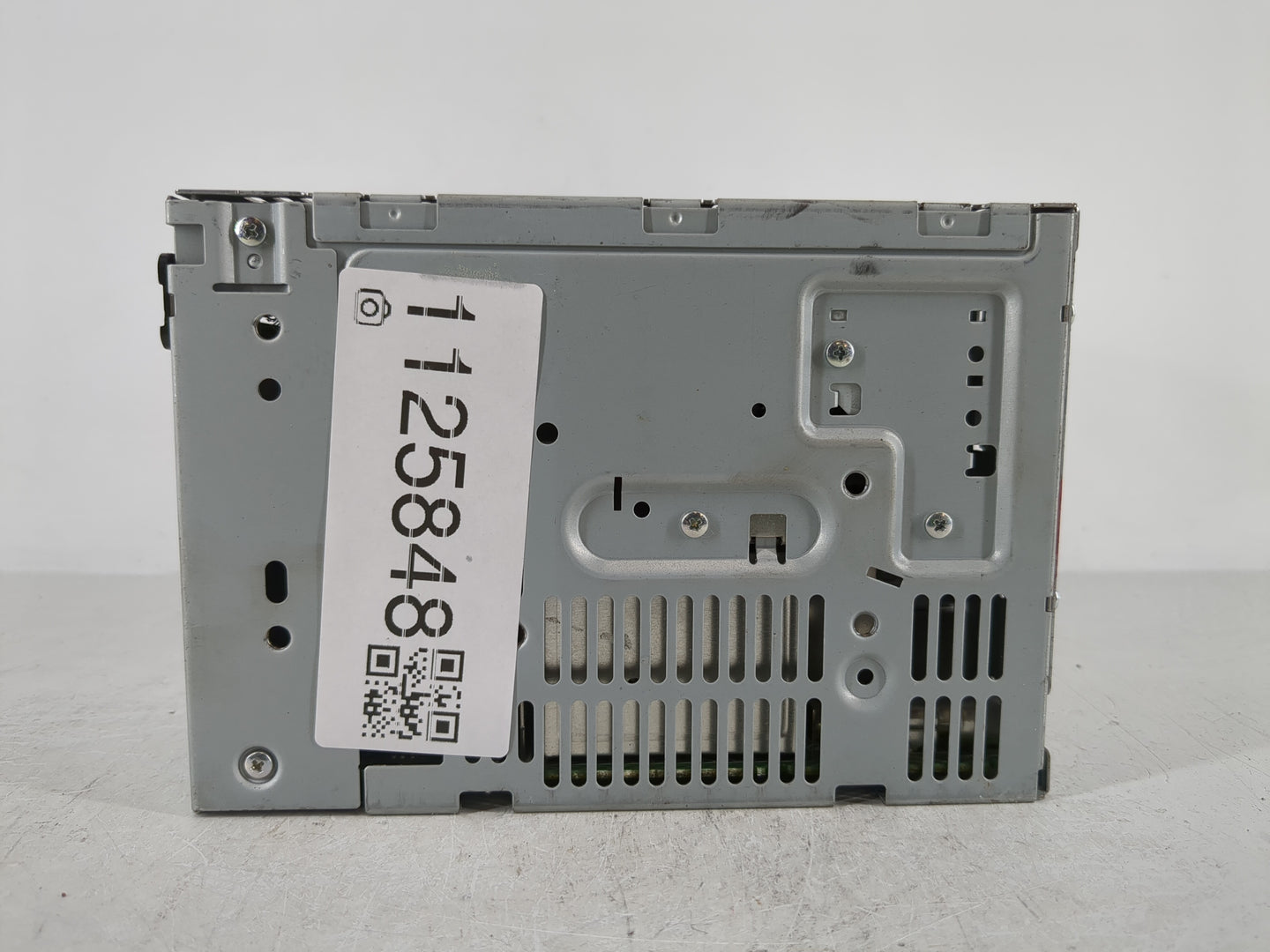 2010-2012 Ford Fusion Radio AM FM Cd Player Receiver Replacement P/N:BE5T-19C157-AB Fits Fits 2010 2011 2012 OEM Used Auto P