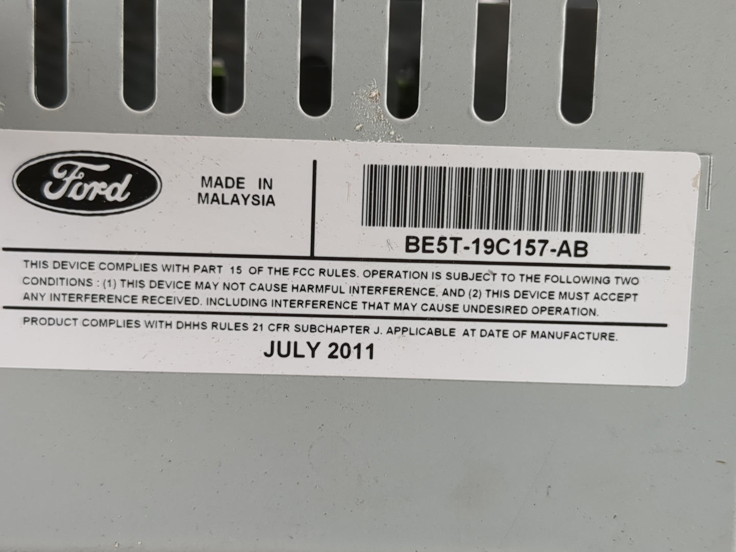 2010-2012 Ford Fusion Radio AM FM Cd Player Receiver Replacement P/N:BE5T-19C157-AB Fits Fits 2010 2011 2012 OEM Used Auto P